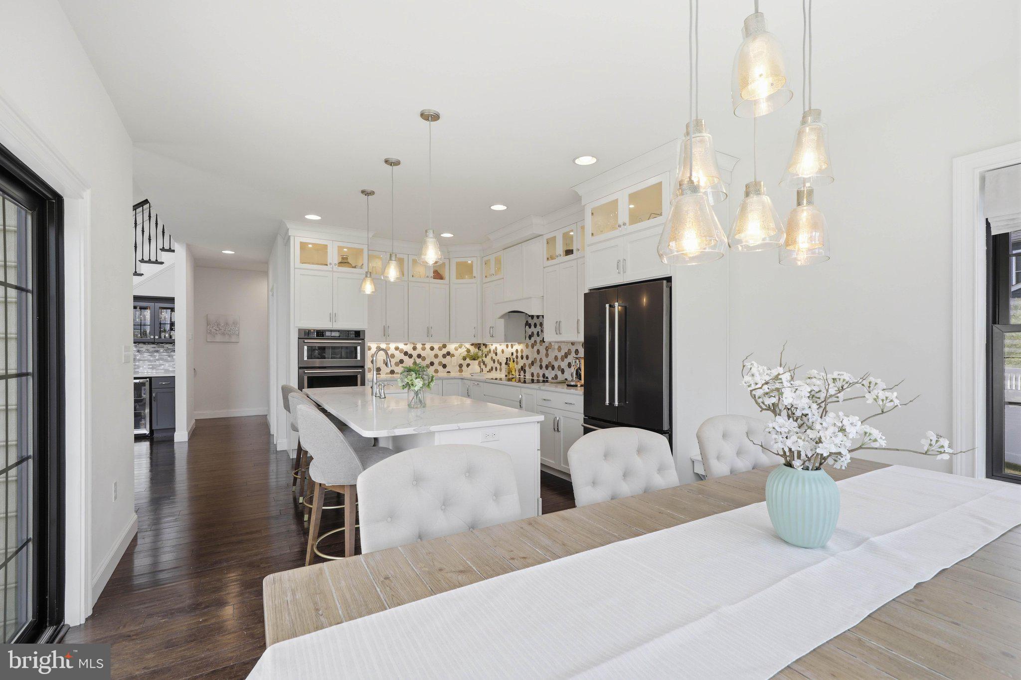 SUNSET RIDGE - Residential