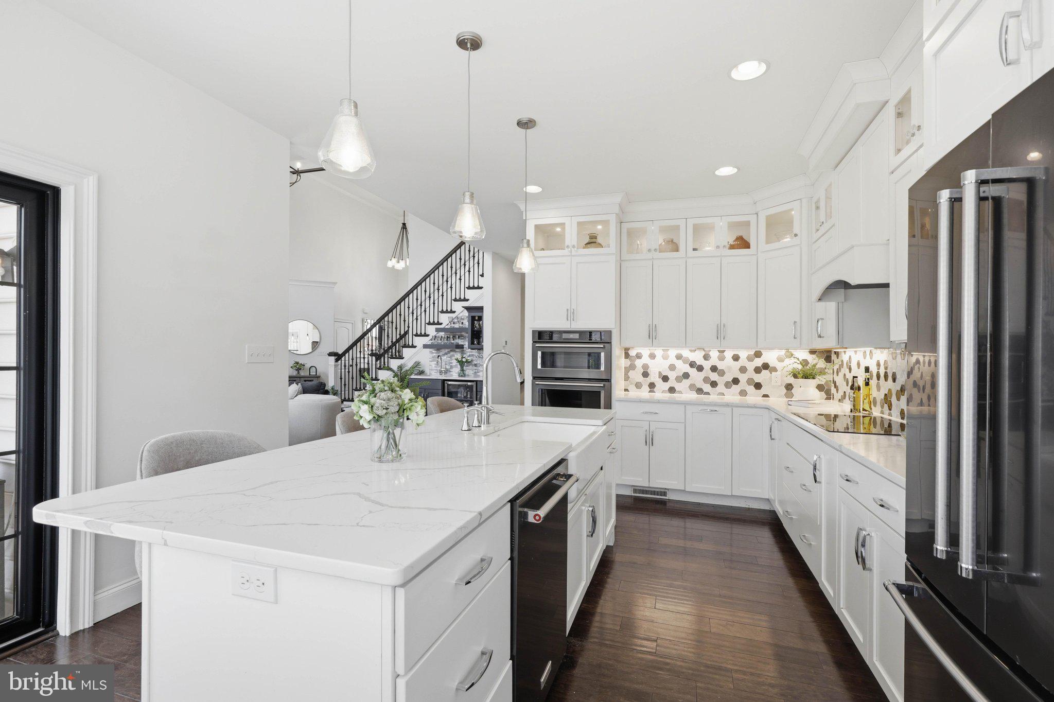 SUNSET RIDGE - Residential