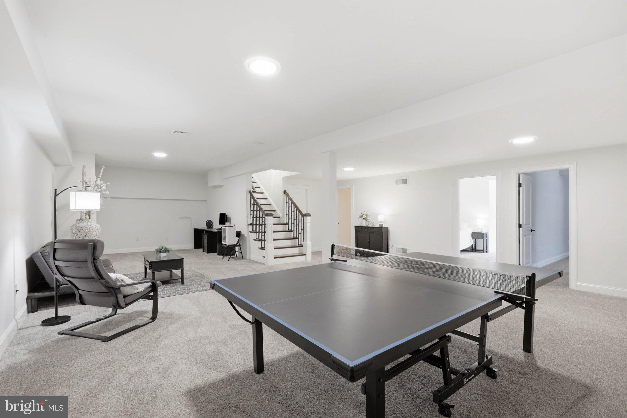 SUNSET RIDGE - Residential
