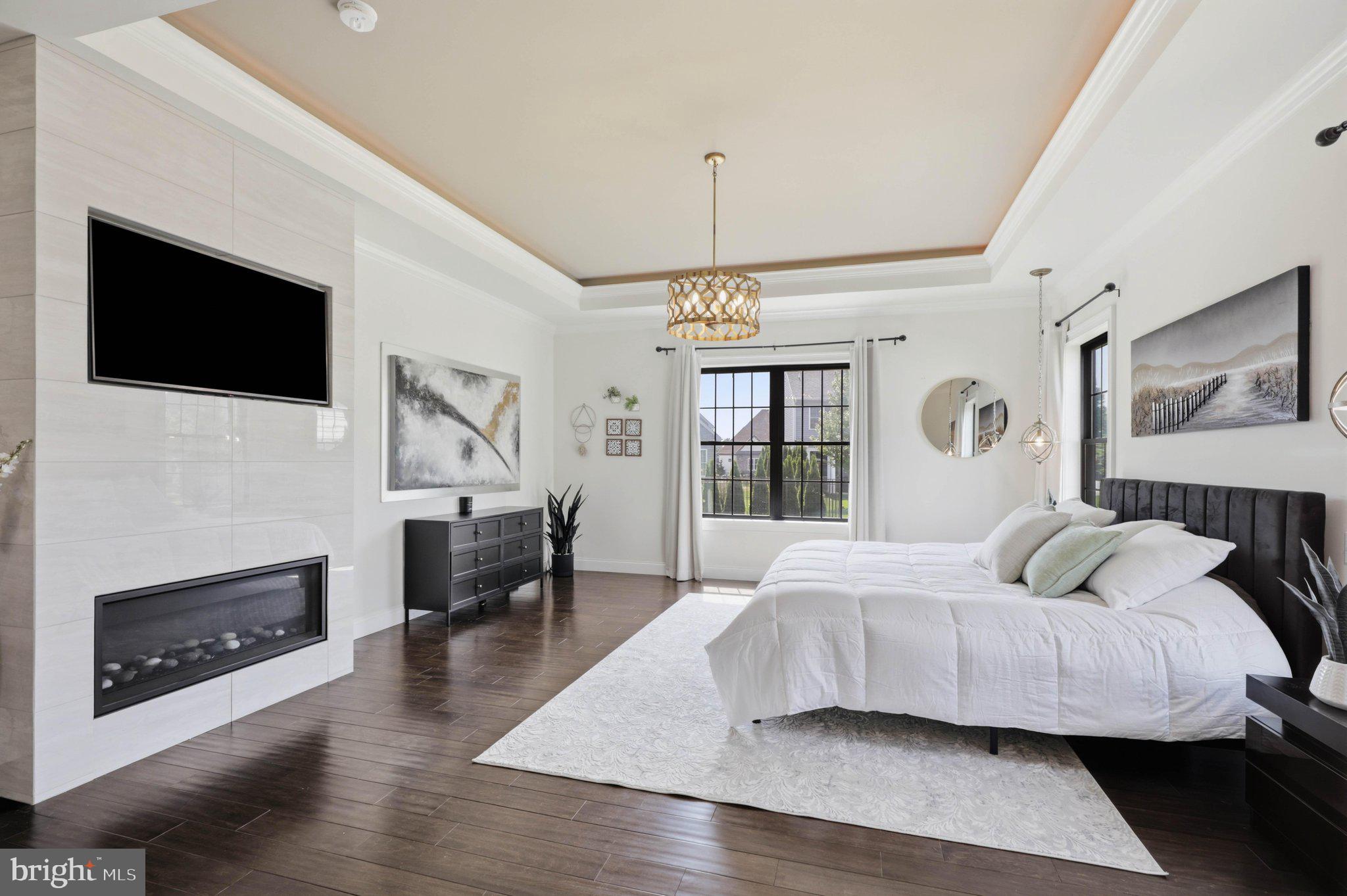 SUNSET RIDGE - Residential