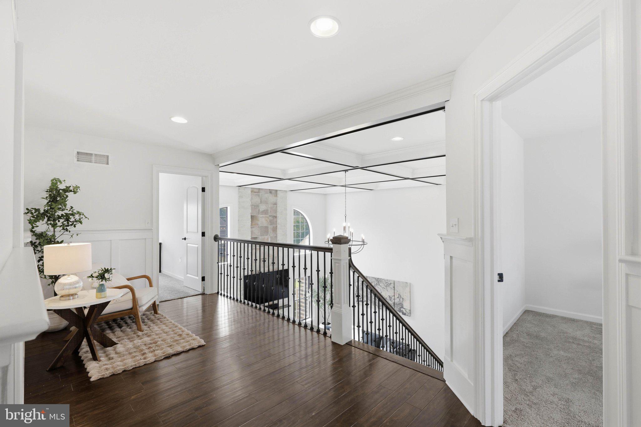 SUNSET RIDGE - Residential