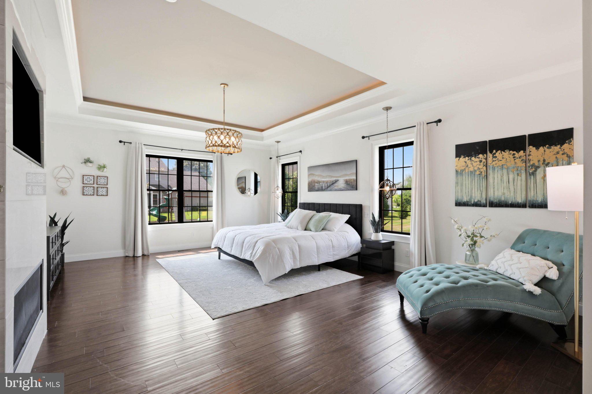 SUNSET RIDGE - Residential