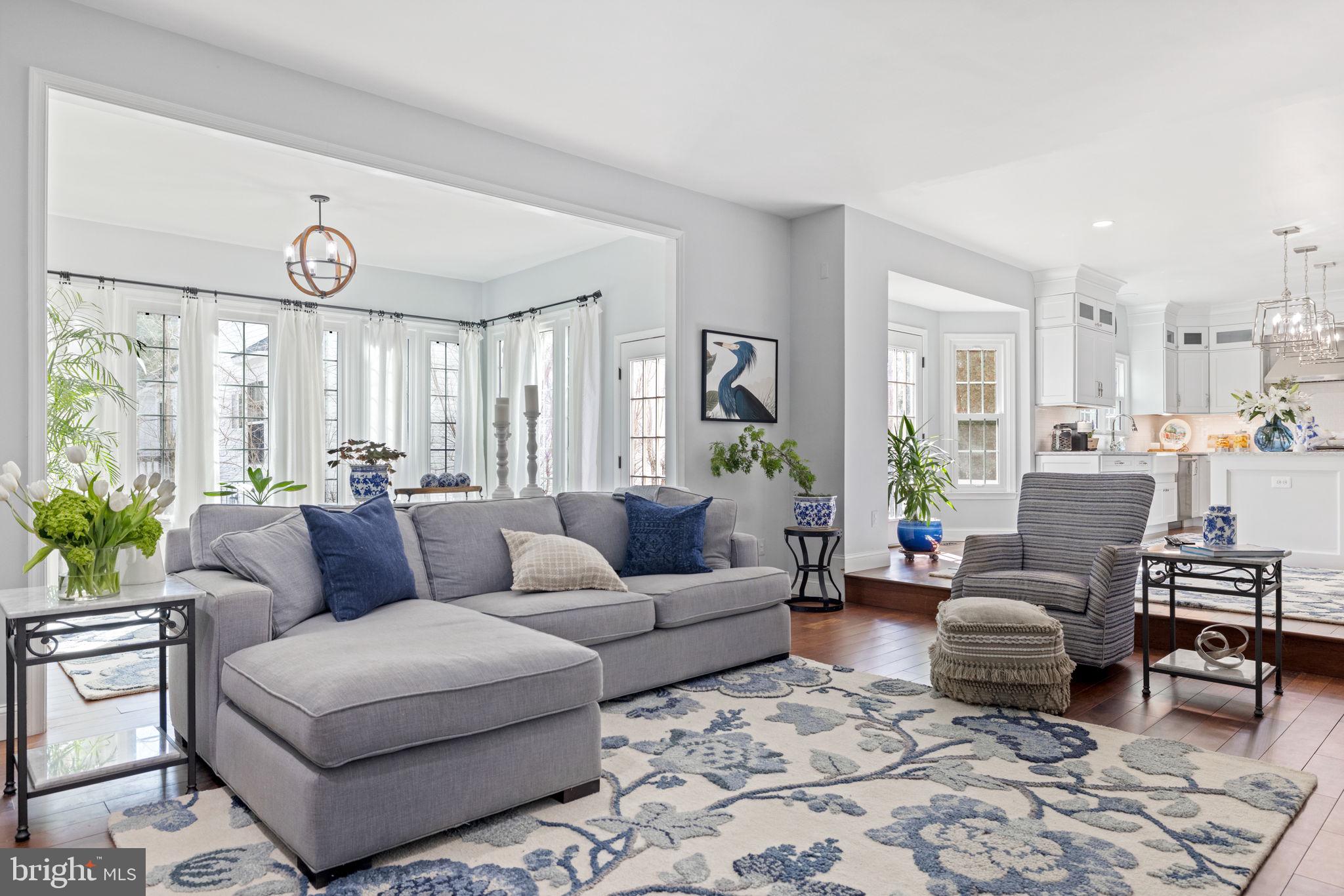POTOMAC LAKES - Residential