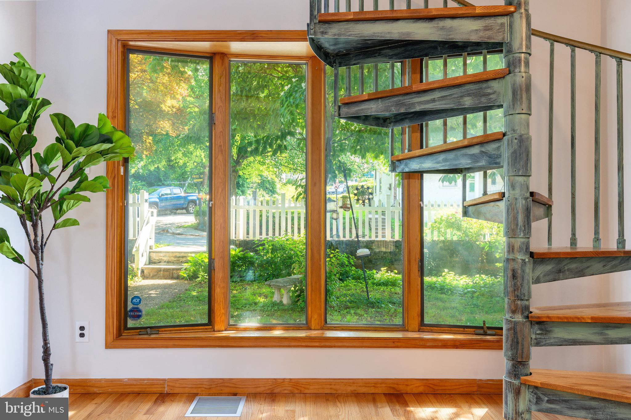 BELMONT HILLS - Residential