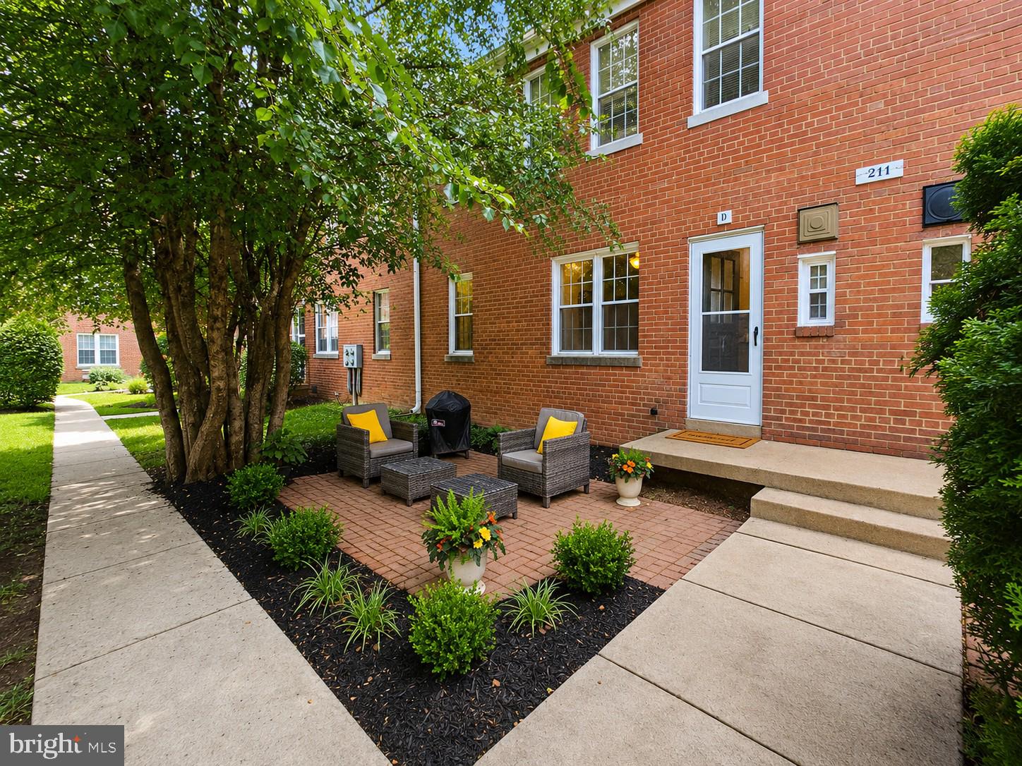 AUBURN VILLAGE - Residential