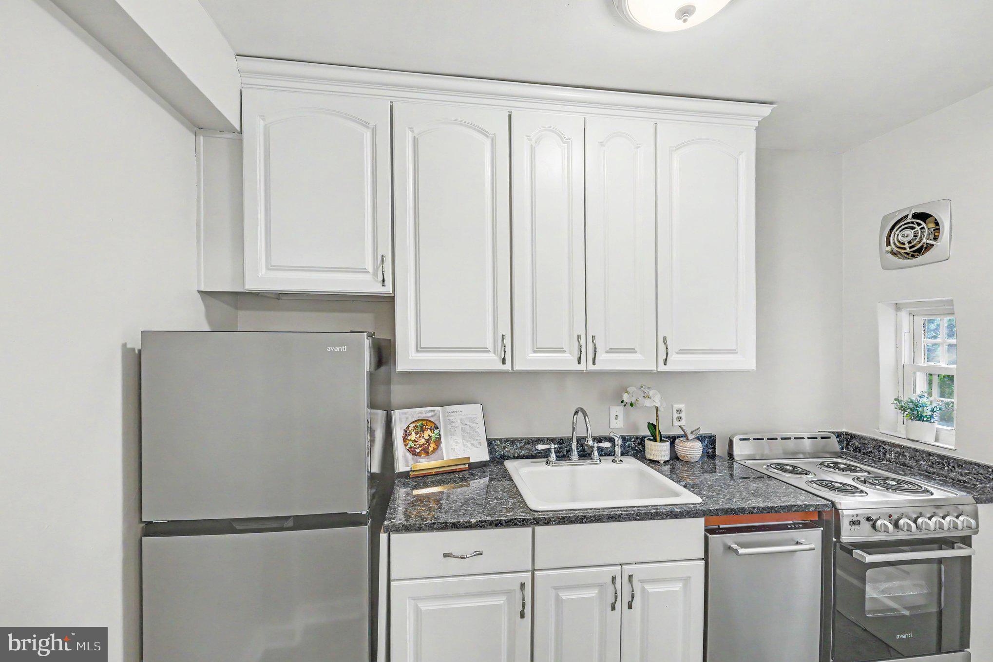 AUBURN VILLAGE - Residential
