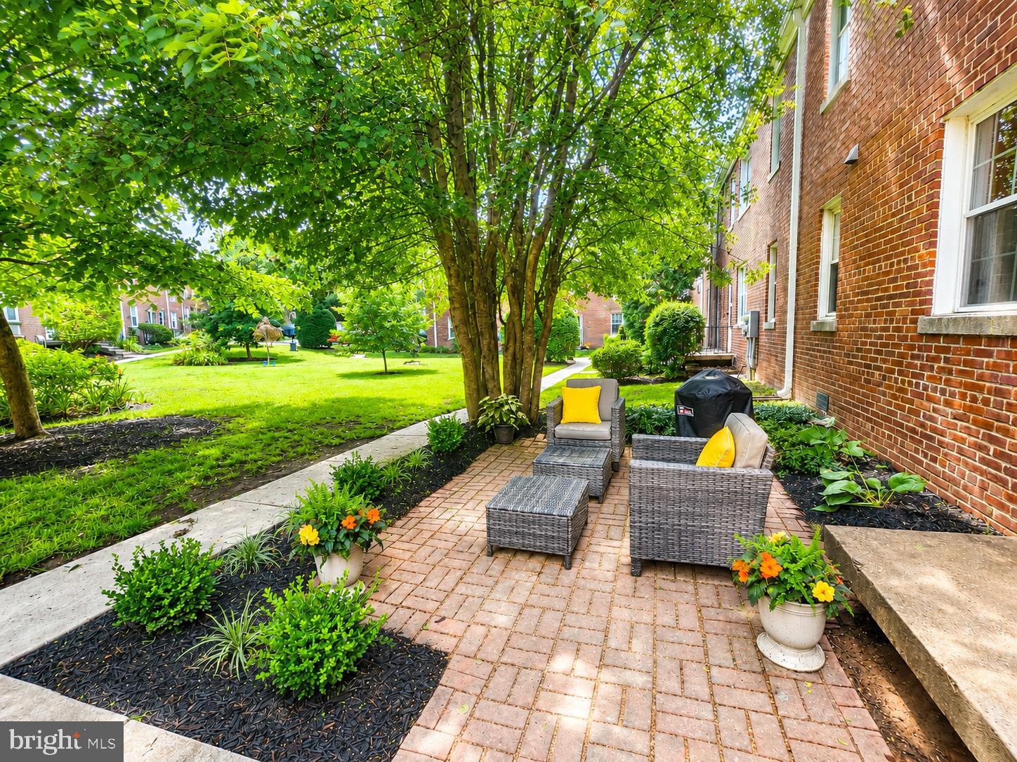 AUBURN VILLAGE - Residential