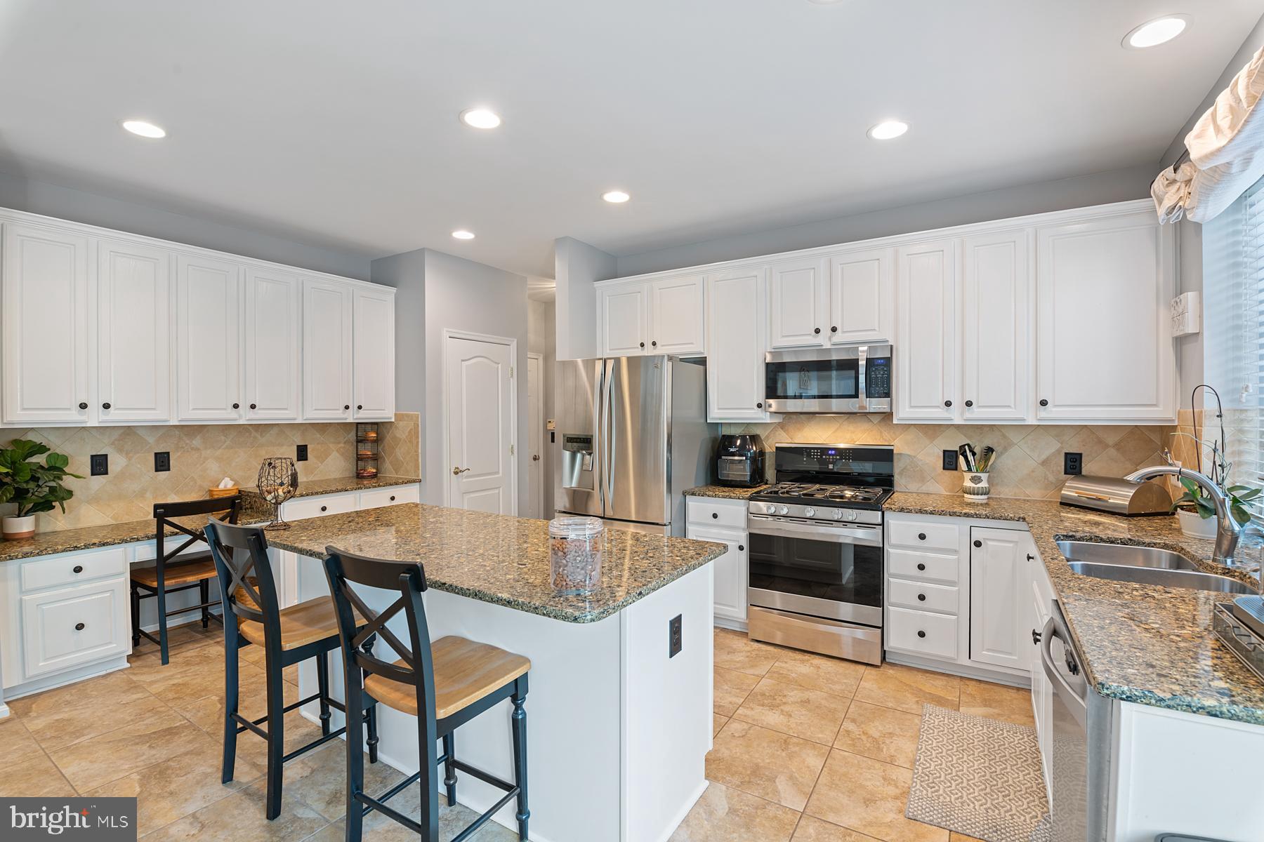 VINEYARD OAK - Residential