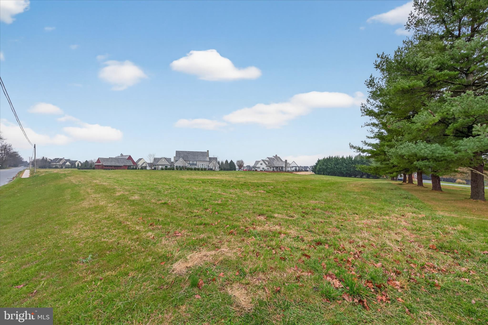 FARM ON QUARRY ROAD - Land