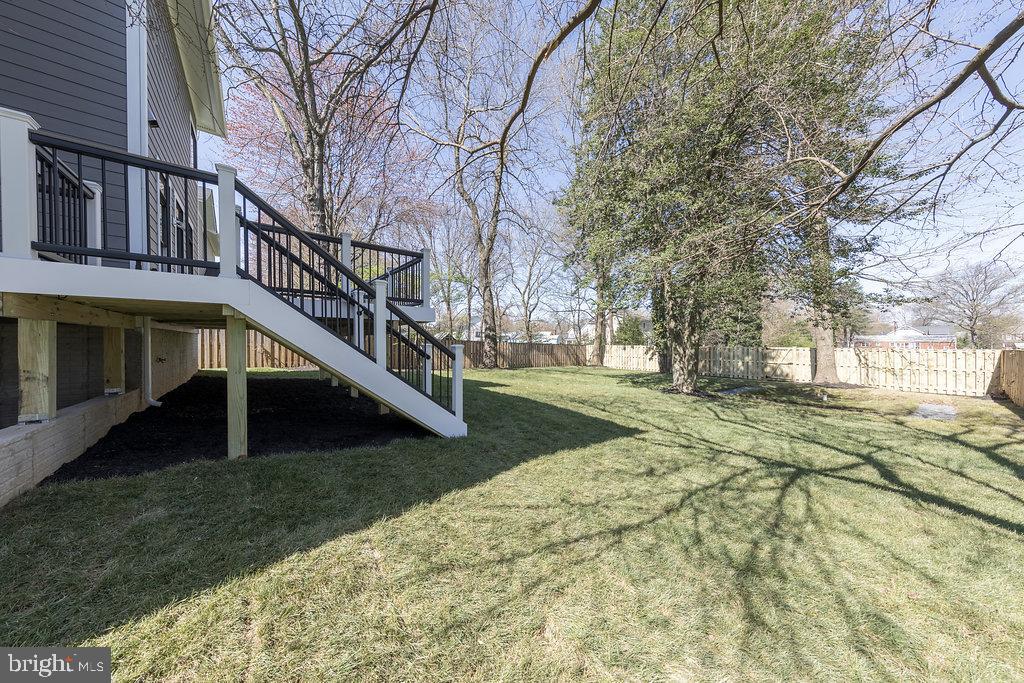 WEST VIENNA WOODS - Residential