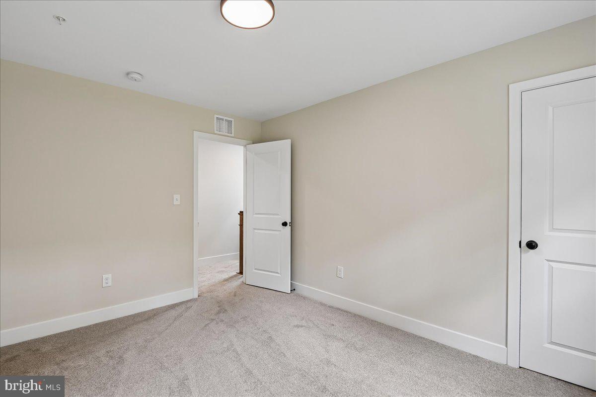 NORTH LAUREL PARK - Residential