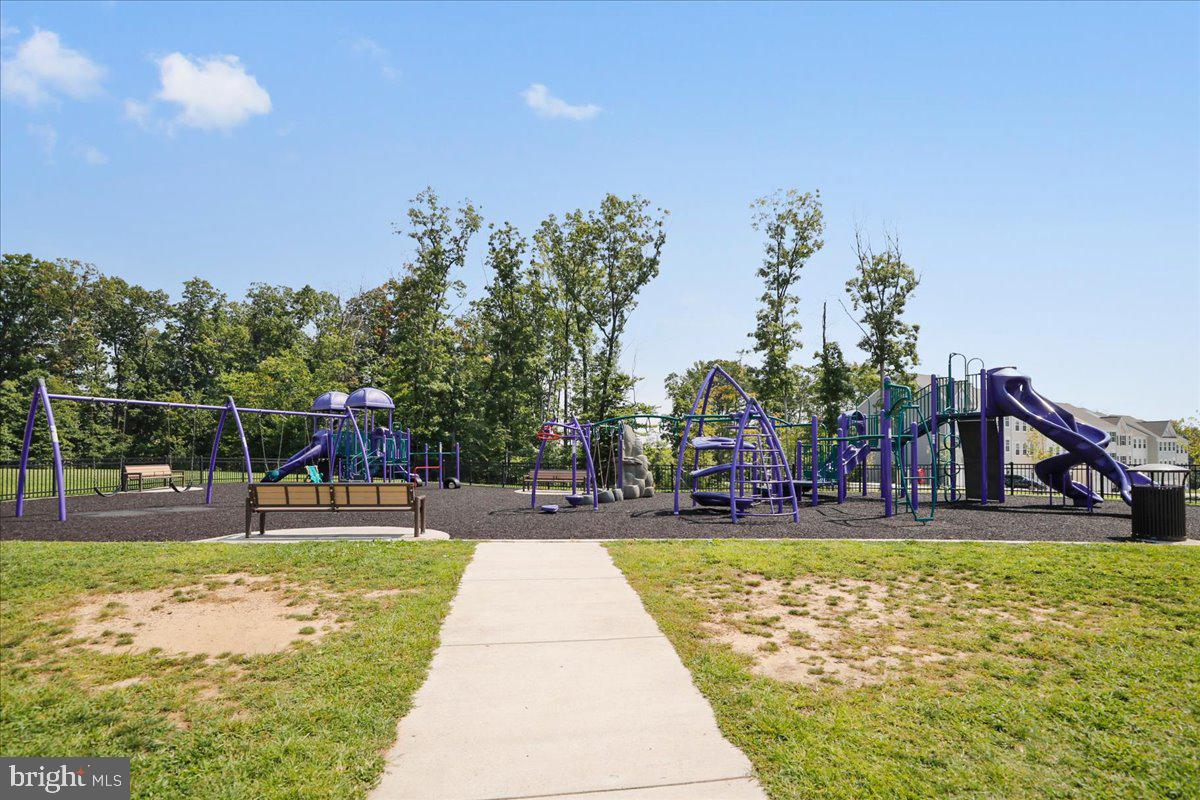 NORTH LAUREL PARK - Residential