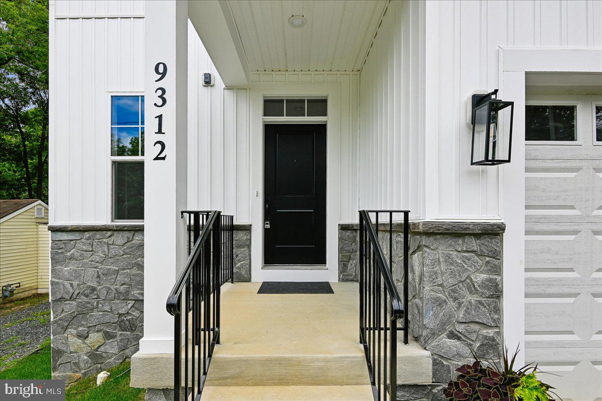 NORTH LAUREL PARK - Residential