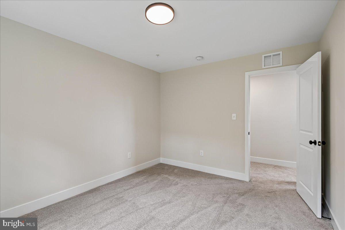 NORTH LAUREL PARK - Residential