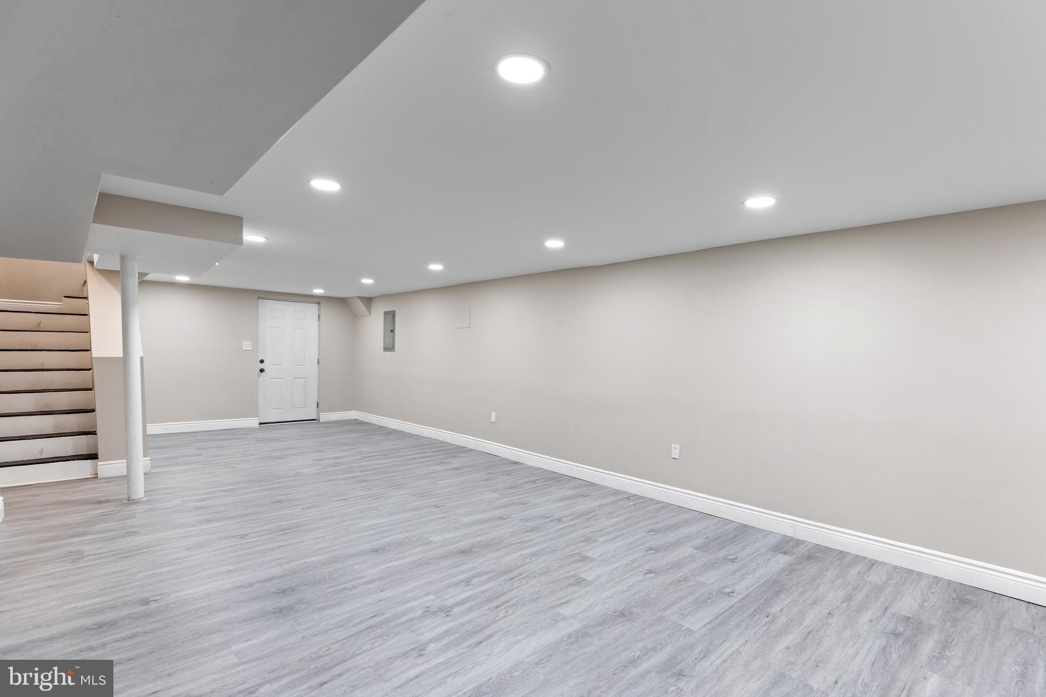 WEST OAK LANE - Residential