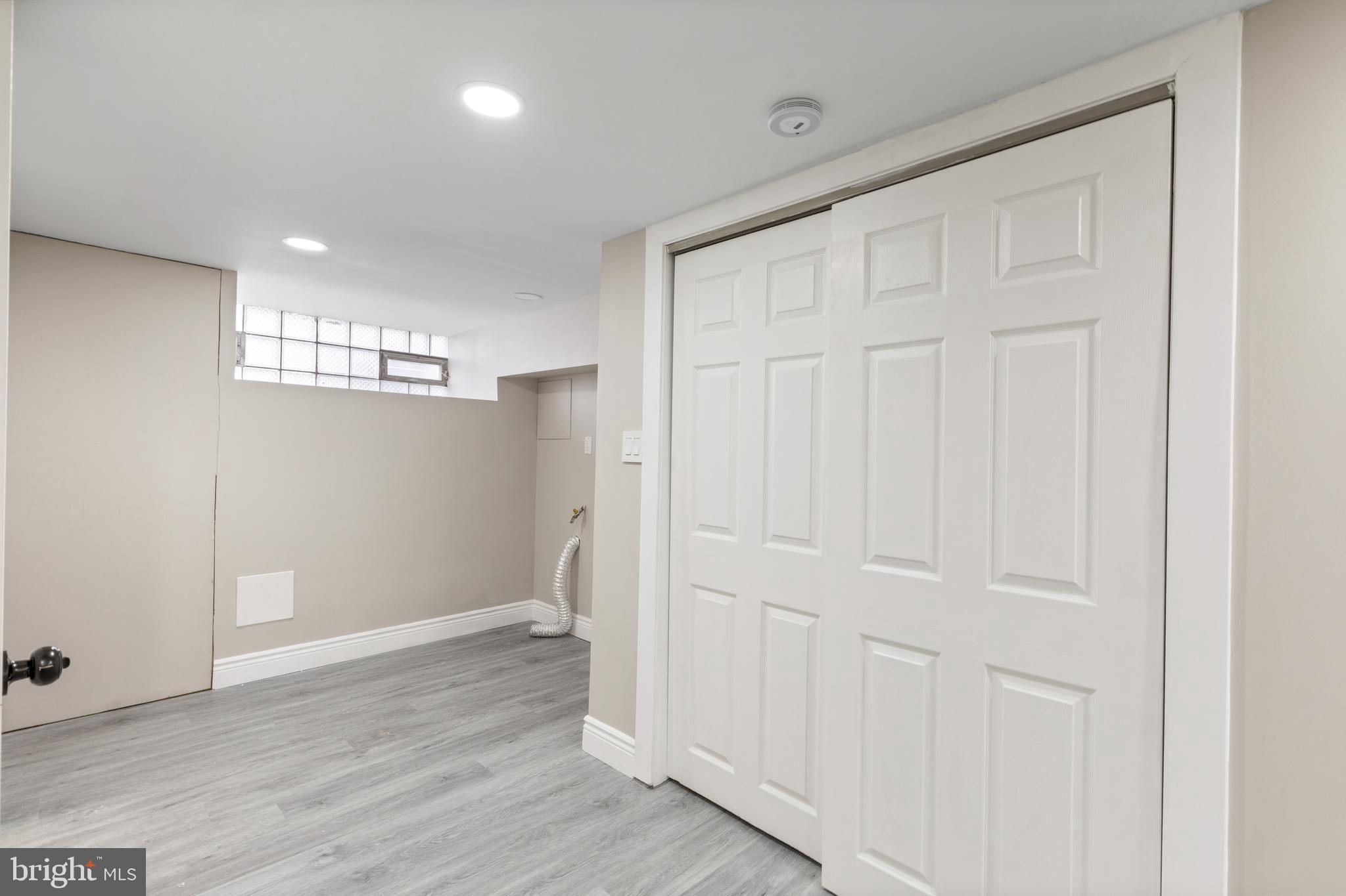 WEST OAK LANE - Residential