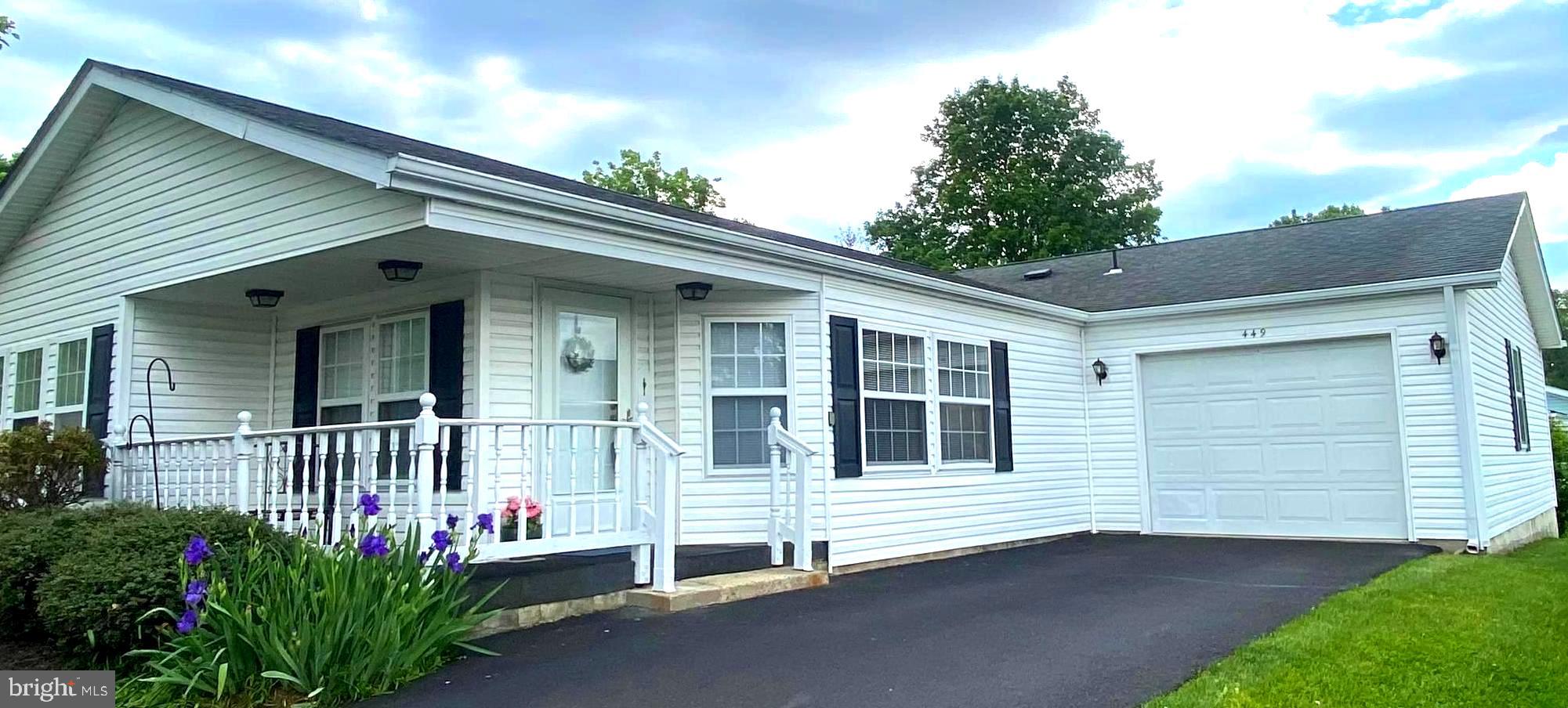 BUCKINGHAM SPRINGS - Residential