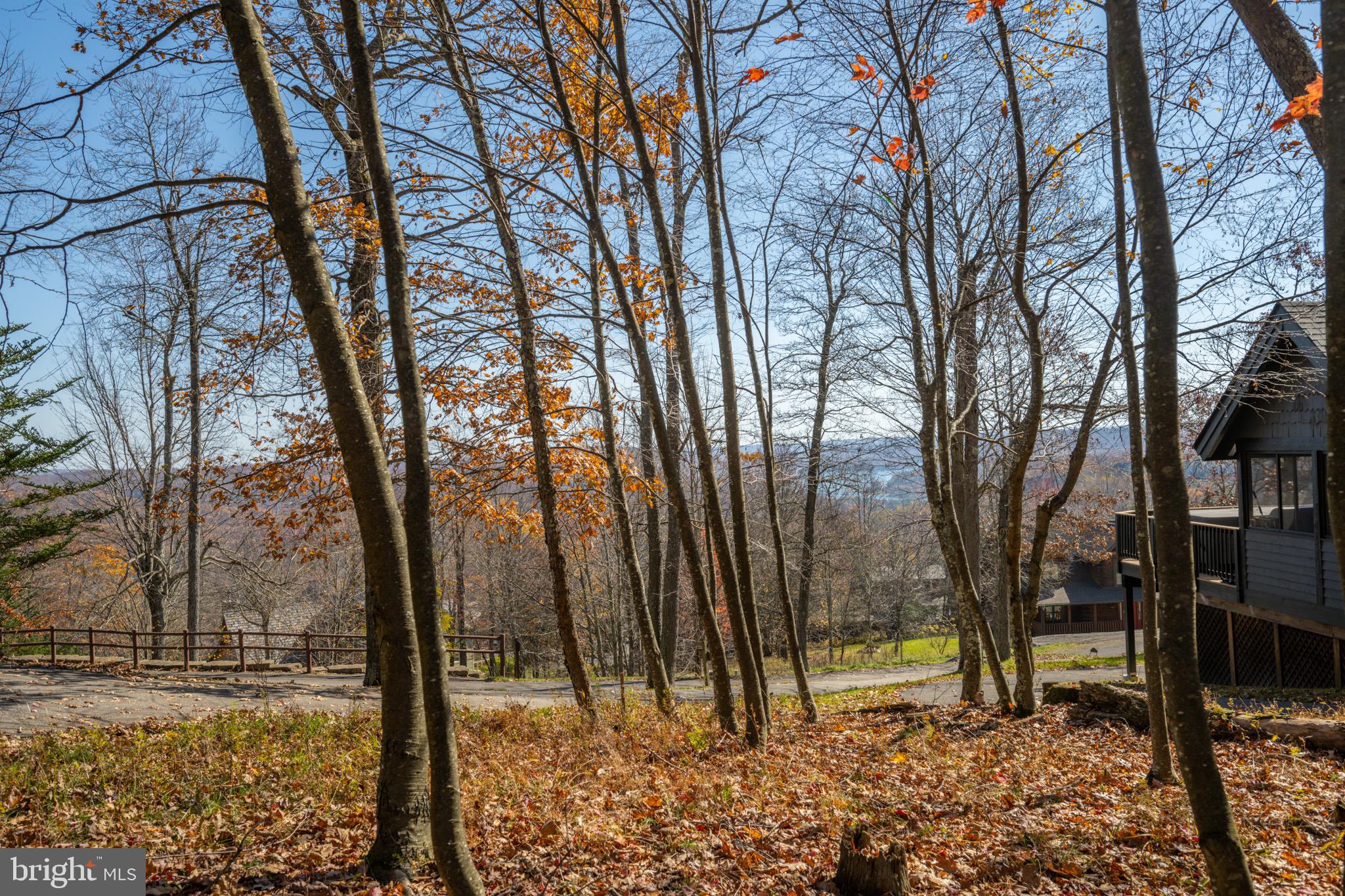 HIGHLINE - Land