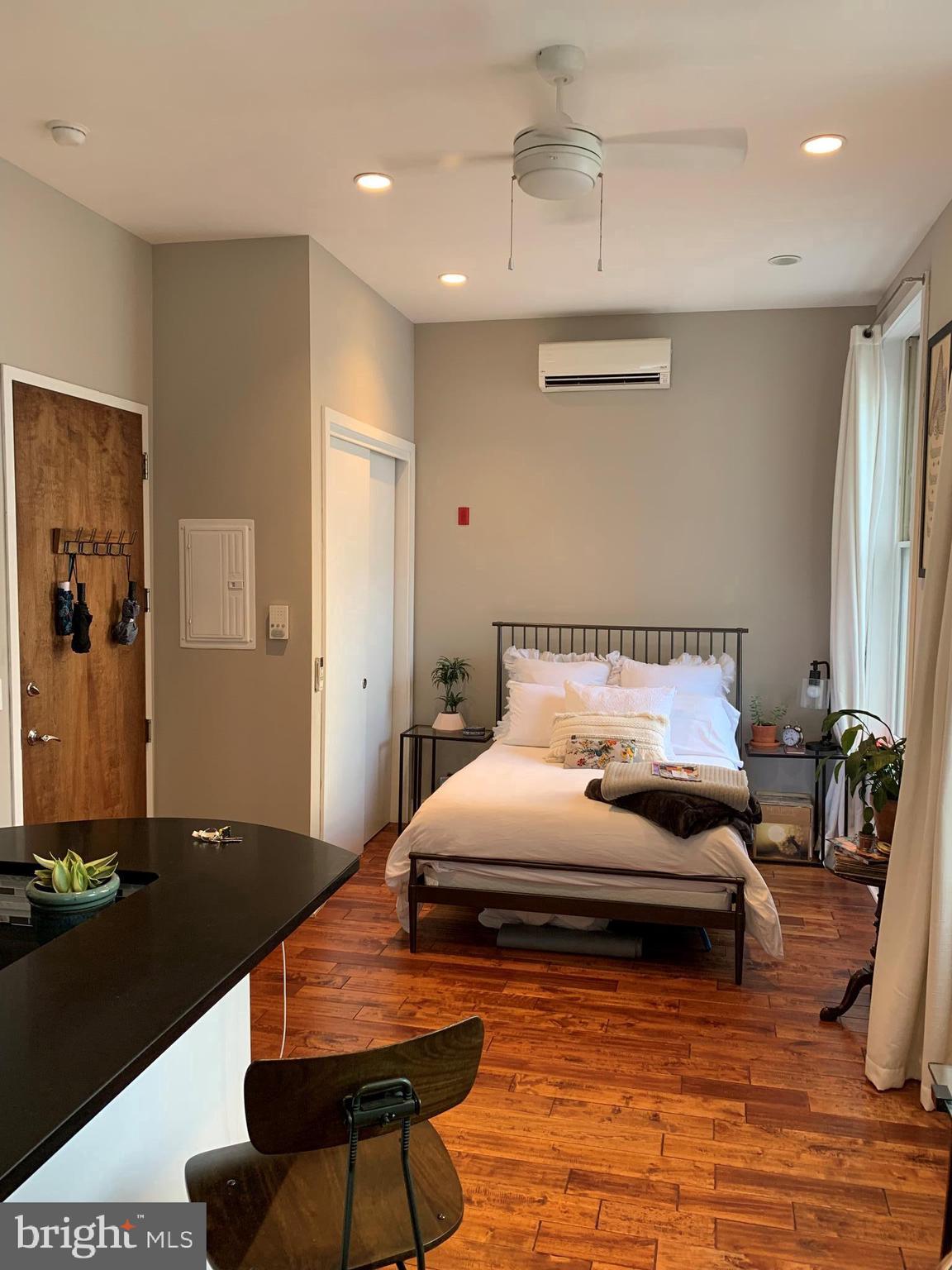 RITTENHOUSE SQUARE - Residential Lease