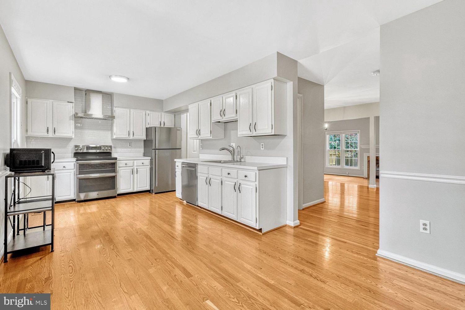 LONG BRANCH ESTATES - Residential Lease