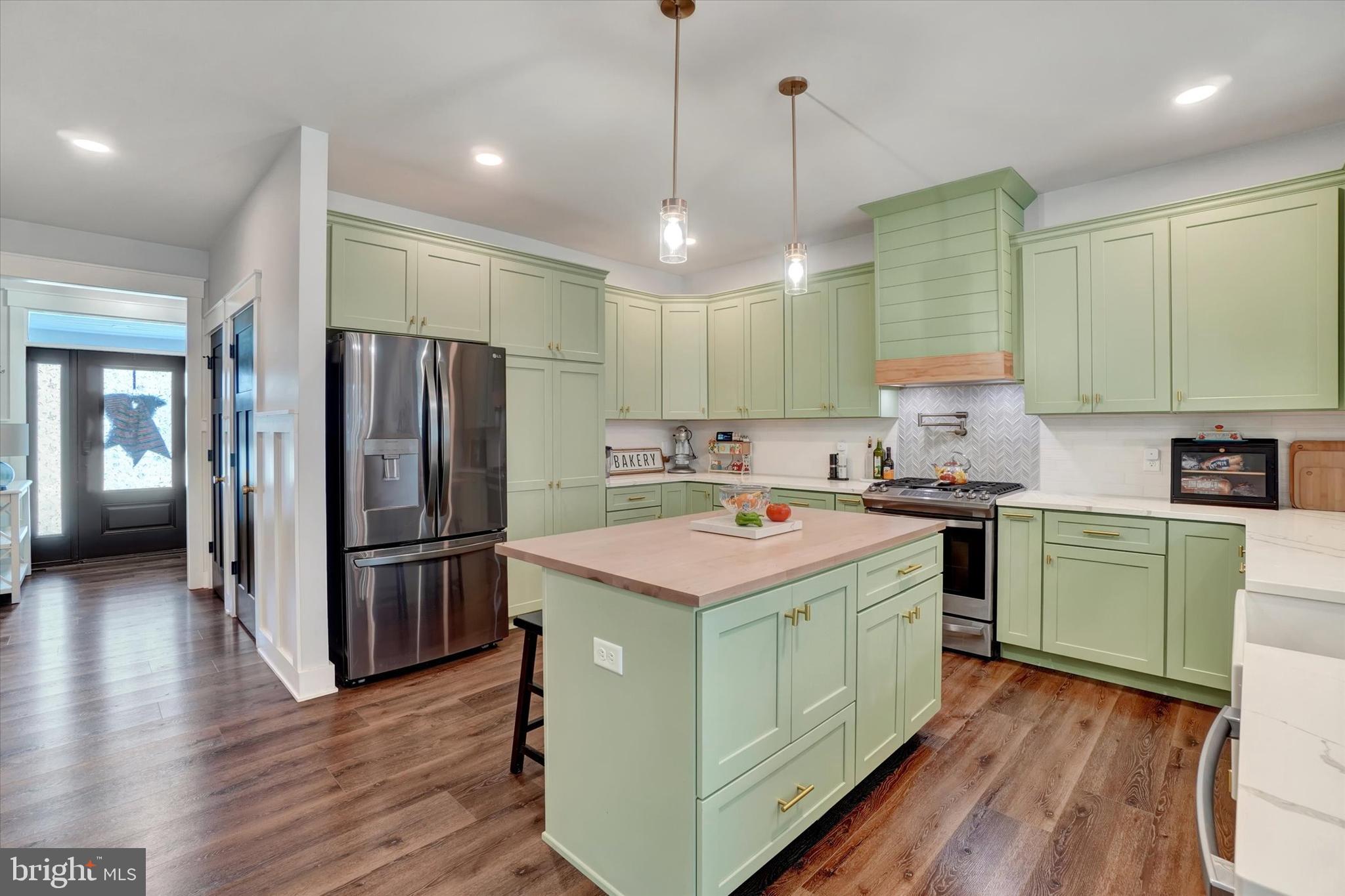 MANCHESTER TWP - Residential