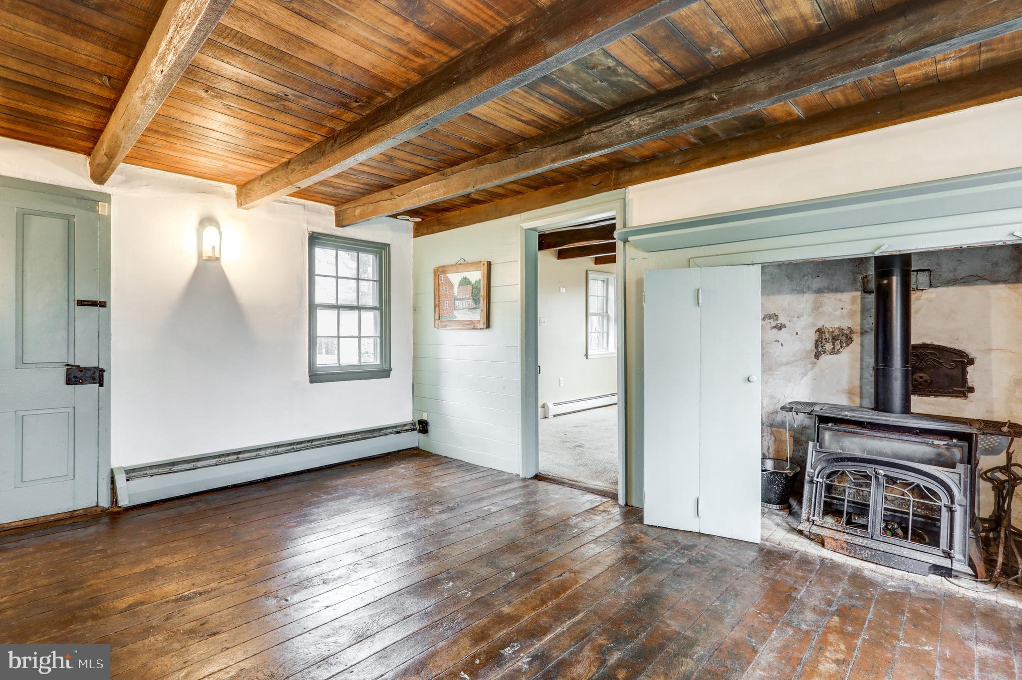 BRECKNOCK TOWNSHIP - Residential