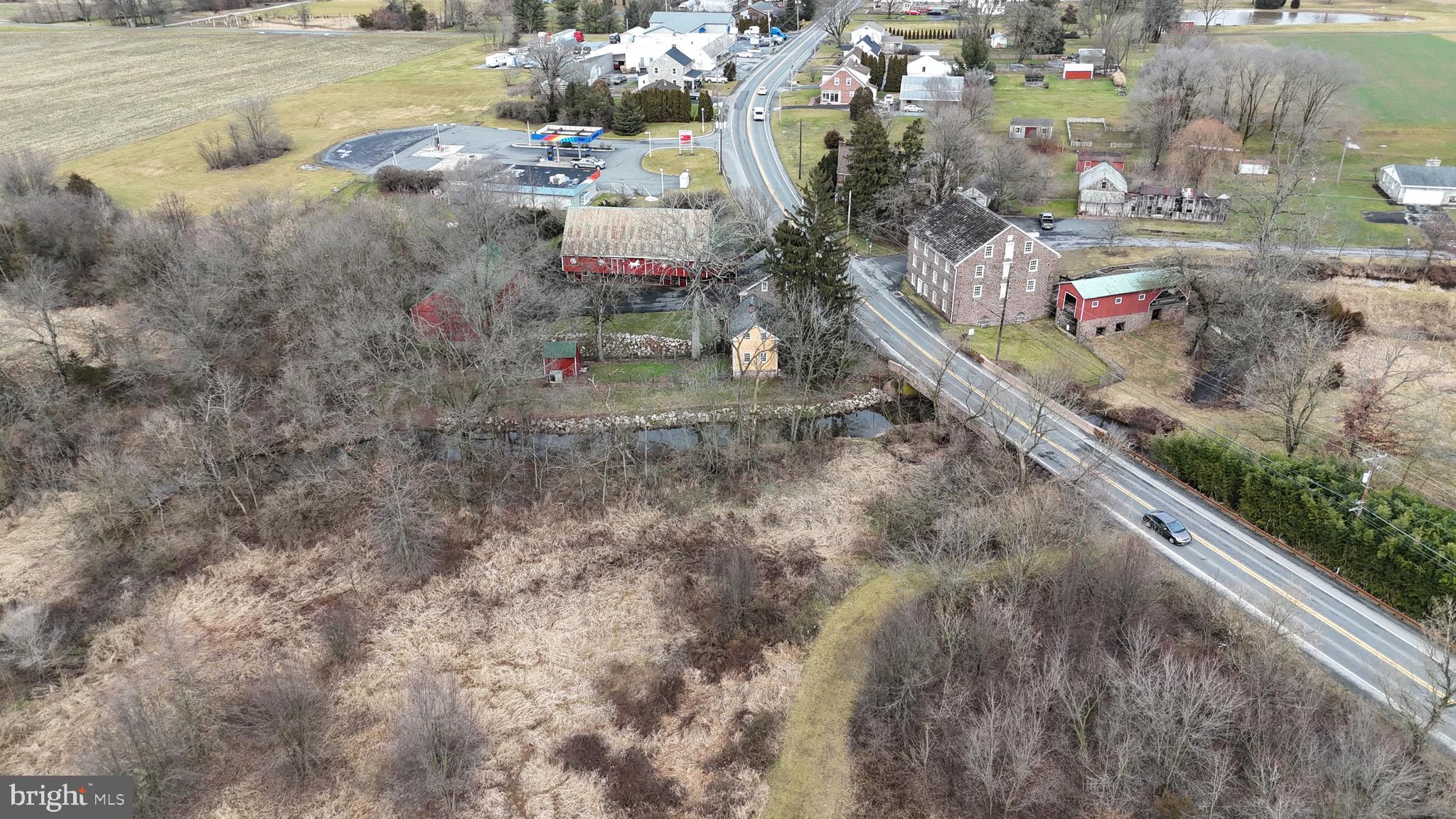 BRECKNOCK TOWNSHIP - Residential