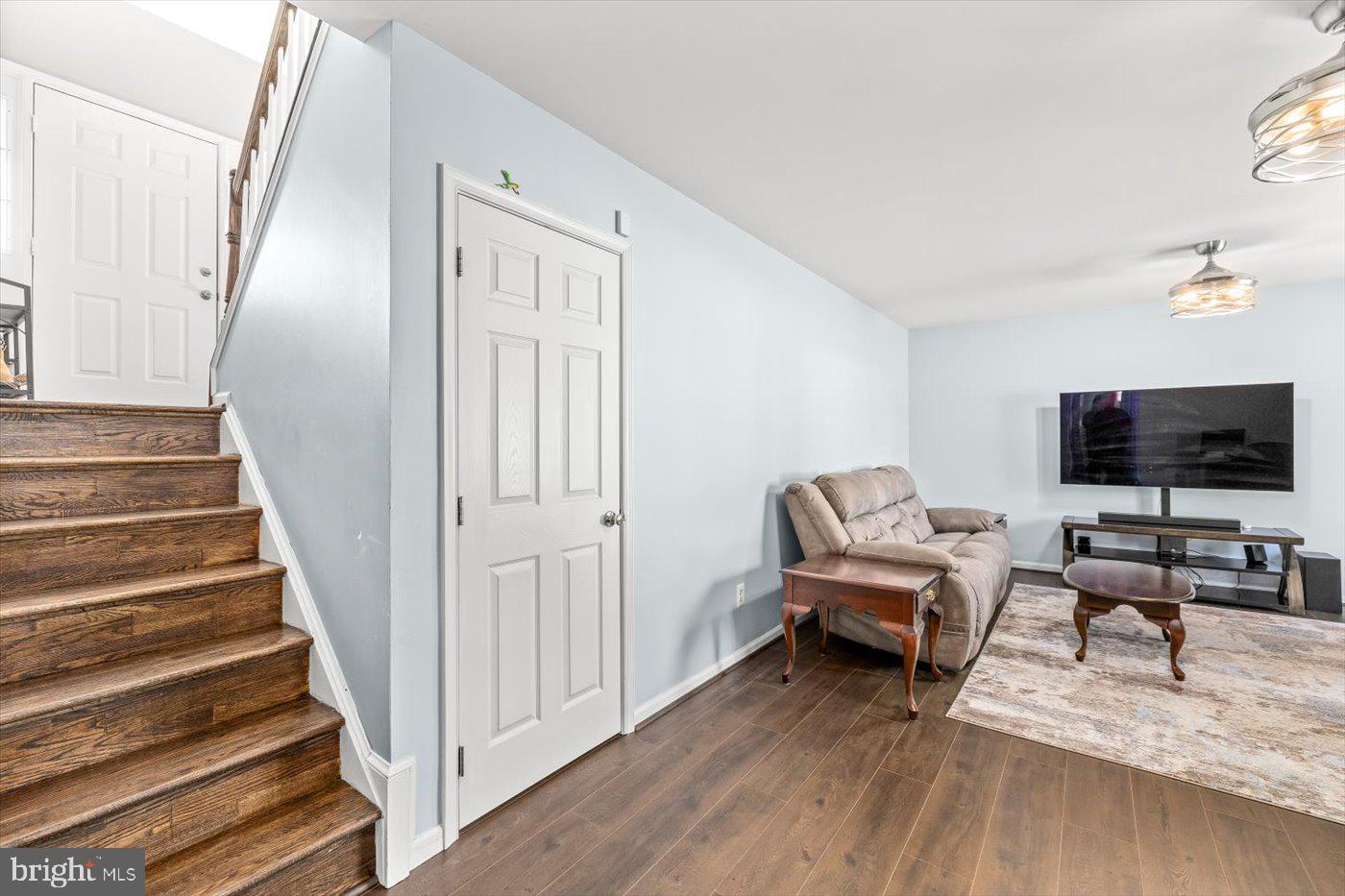 STRATFORD PLACE - Residential