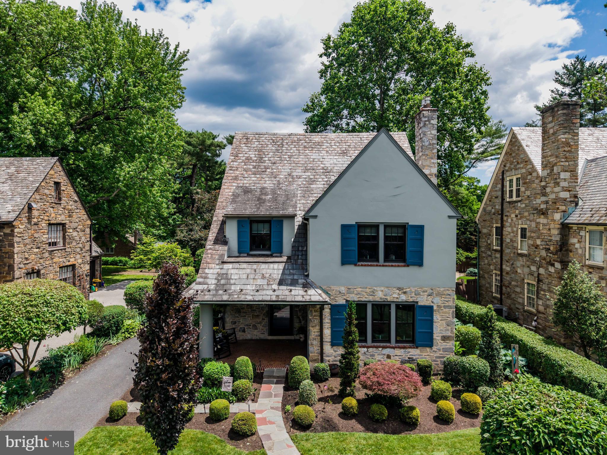 ACADEMY MANOR - Residential