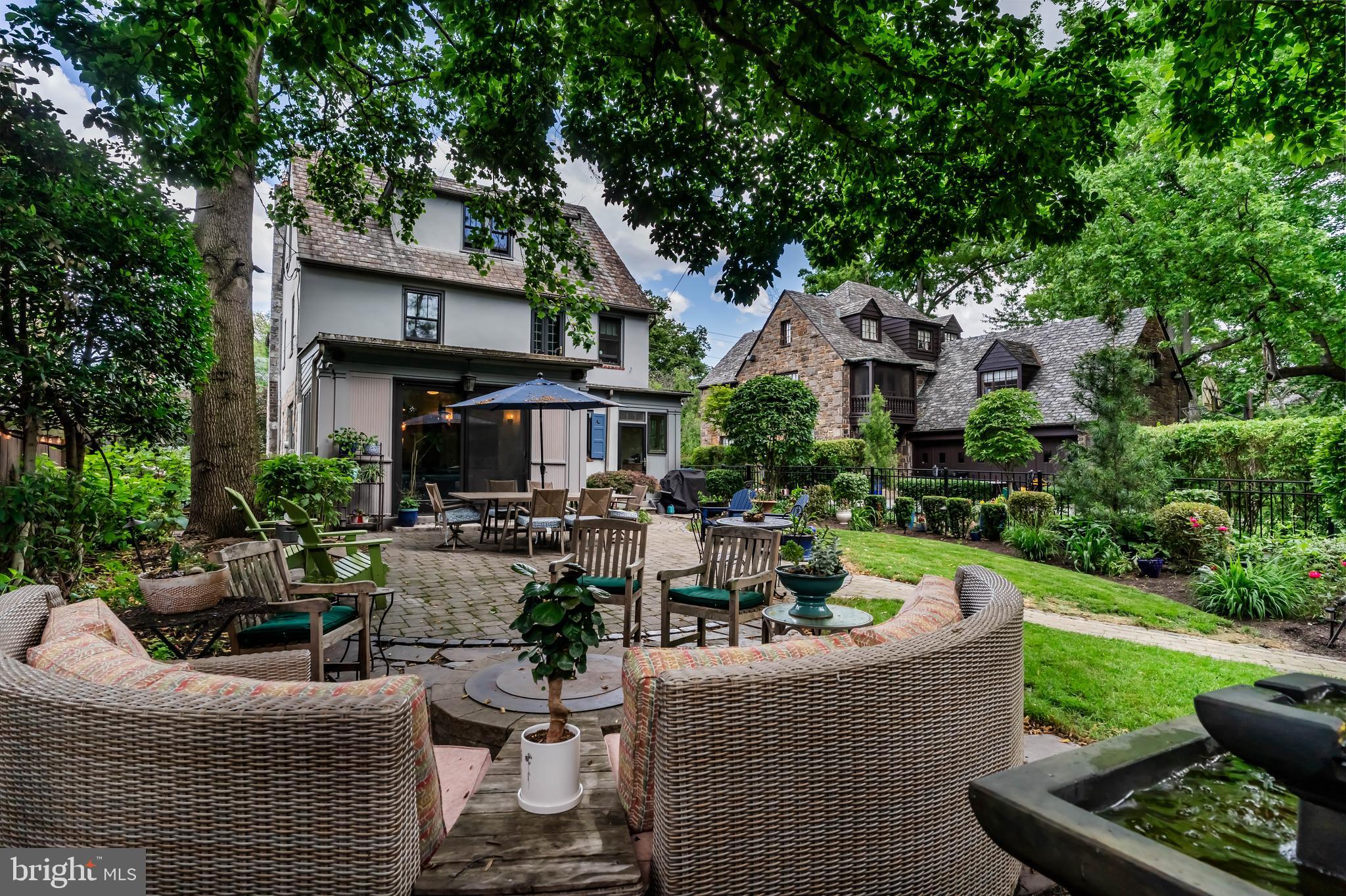 ACADEMY MANOR - Residential