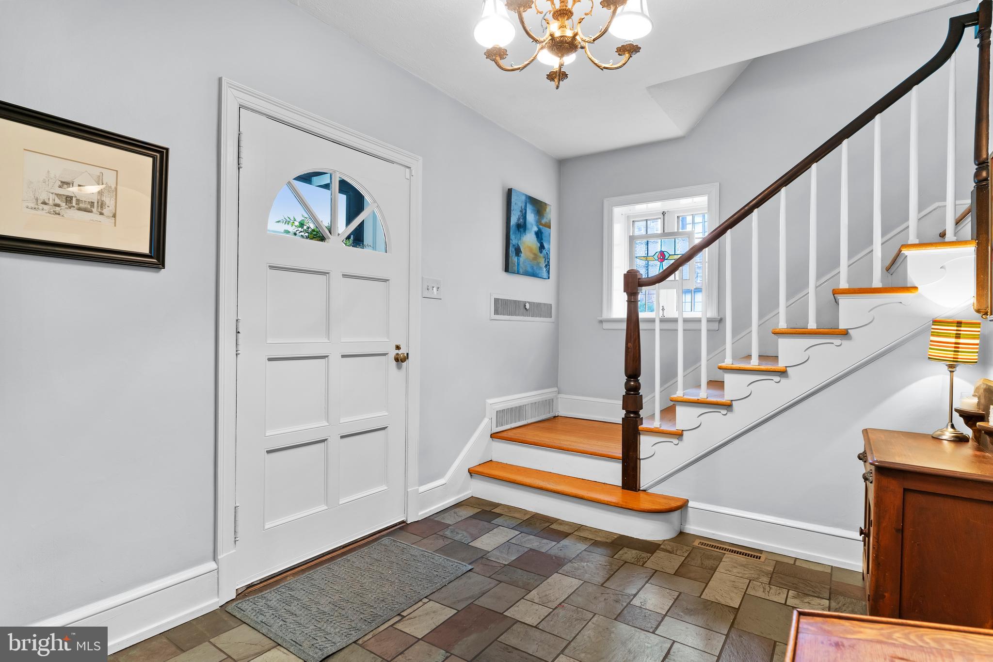 ACADEMY MANOR - Residential
