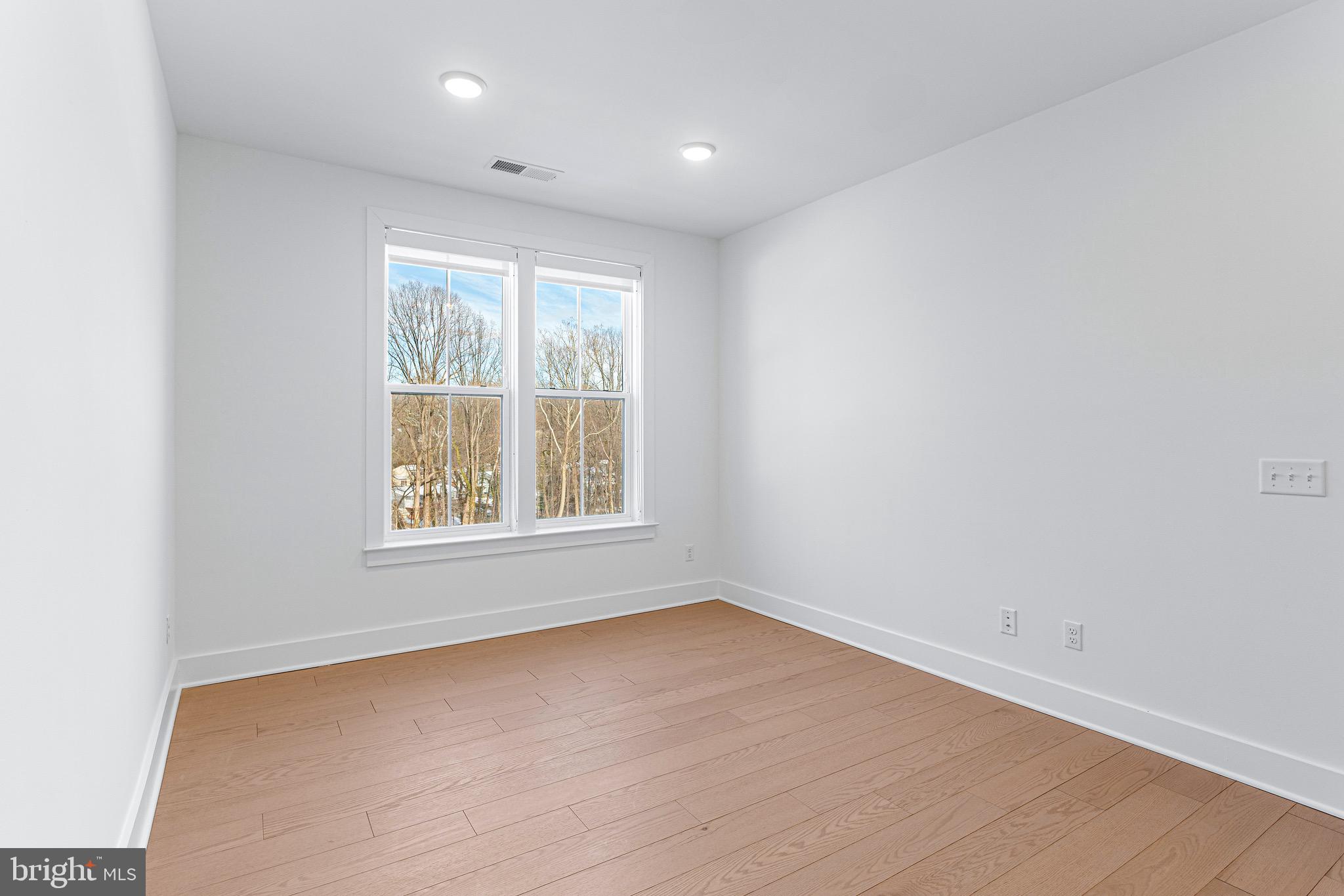 ELEMENT AT MILL CREEK - Residential