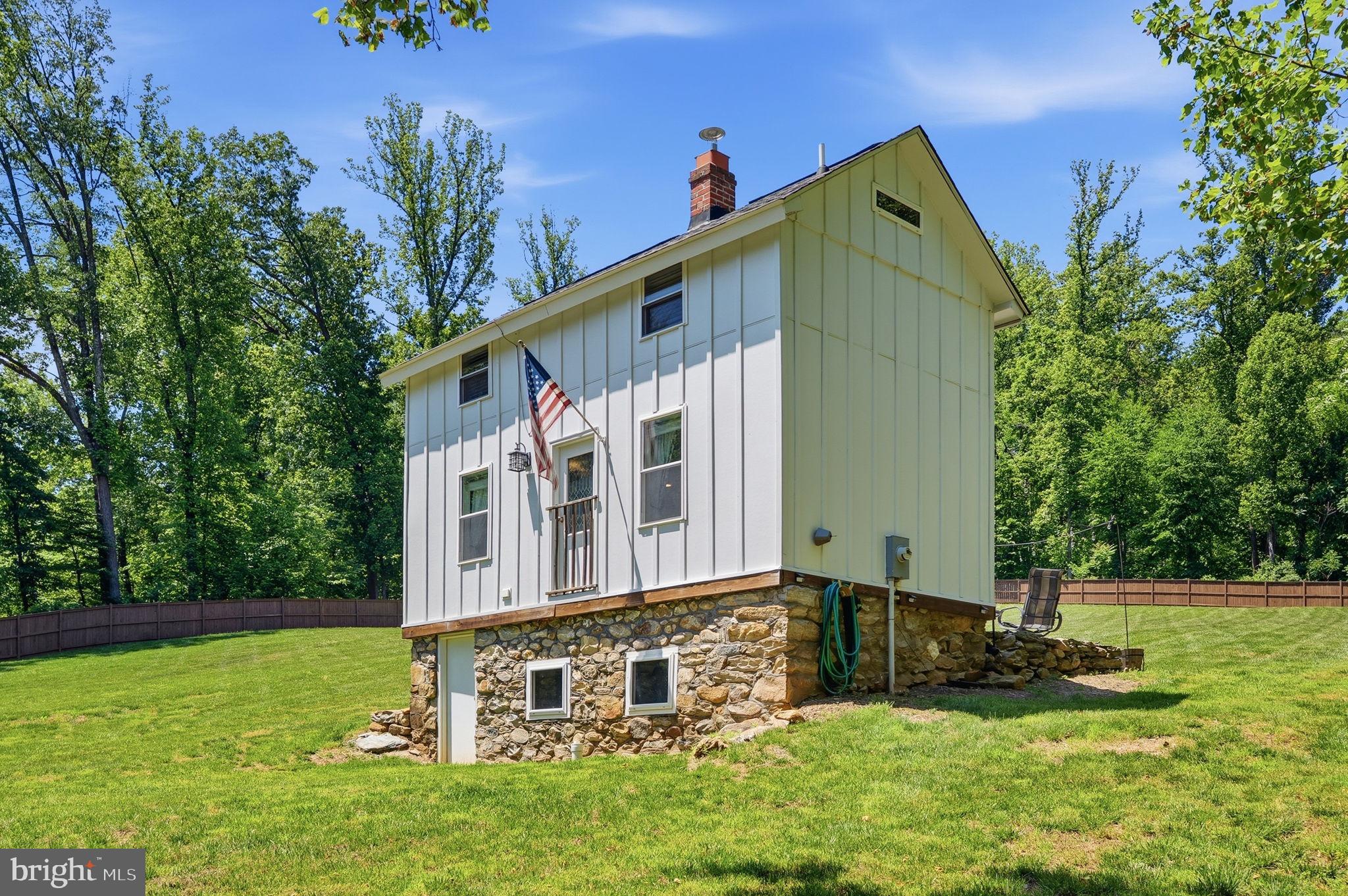 SHORT HILL - Residential