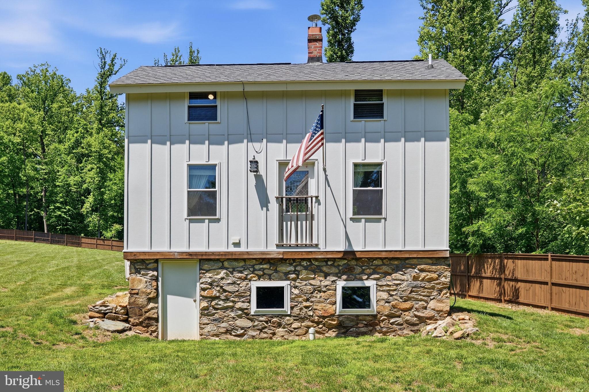 SHORT HILL - Residential
