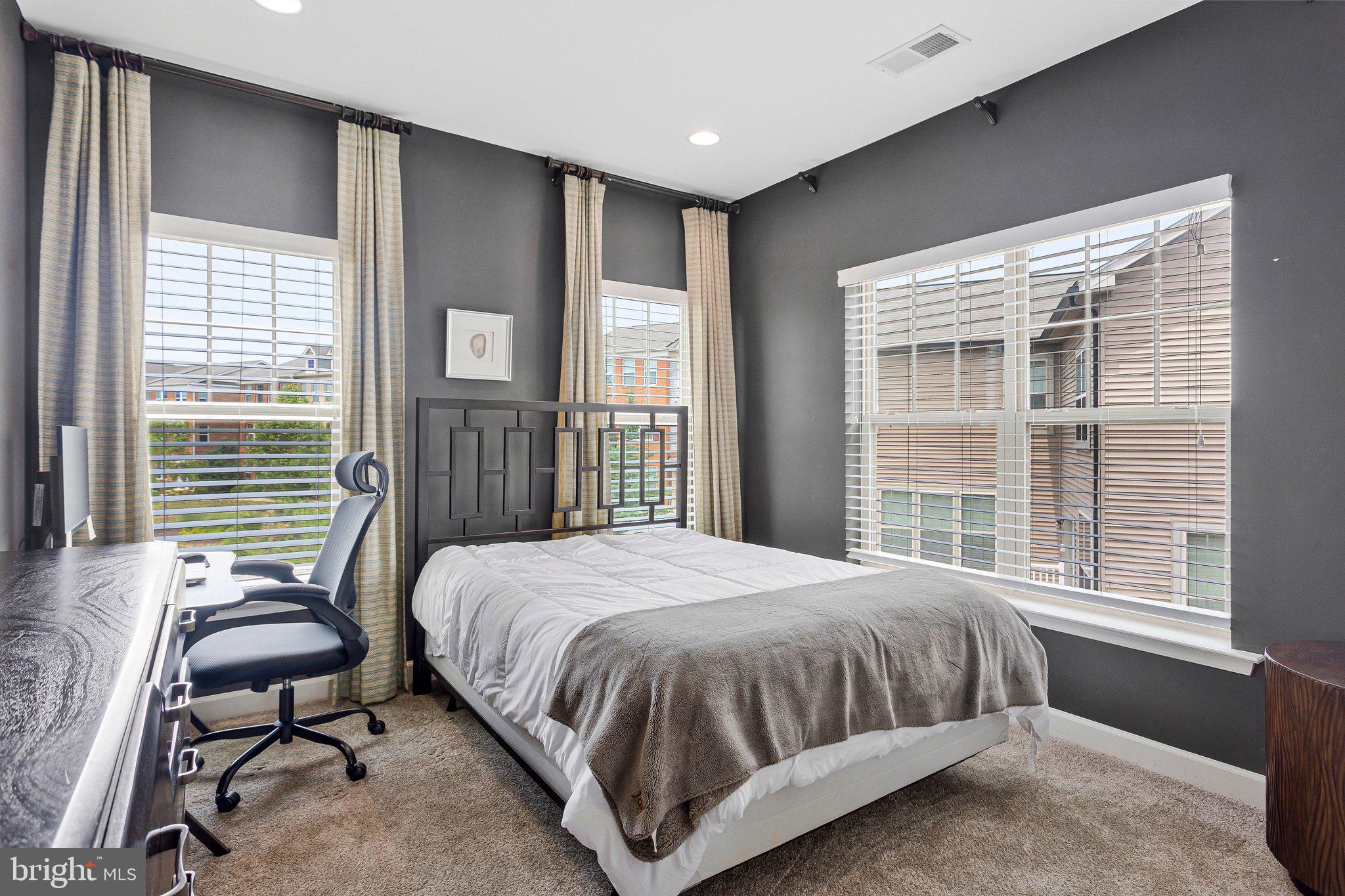 SCOTLAND HEIGHTS - Residential