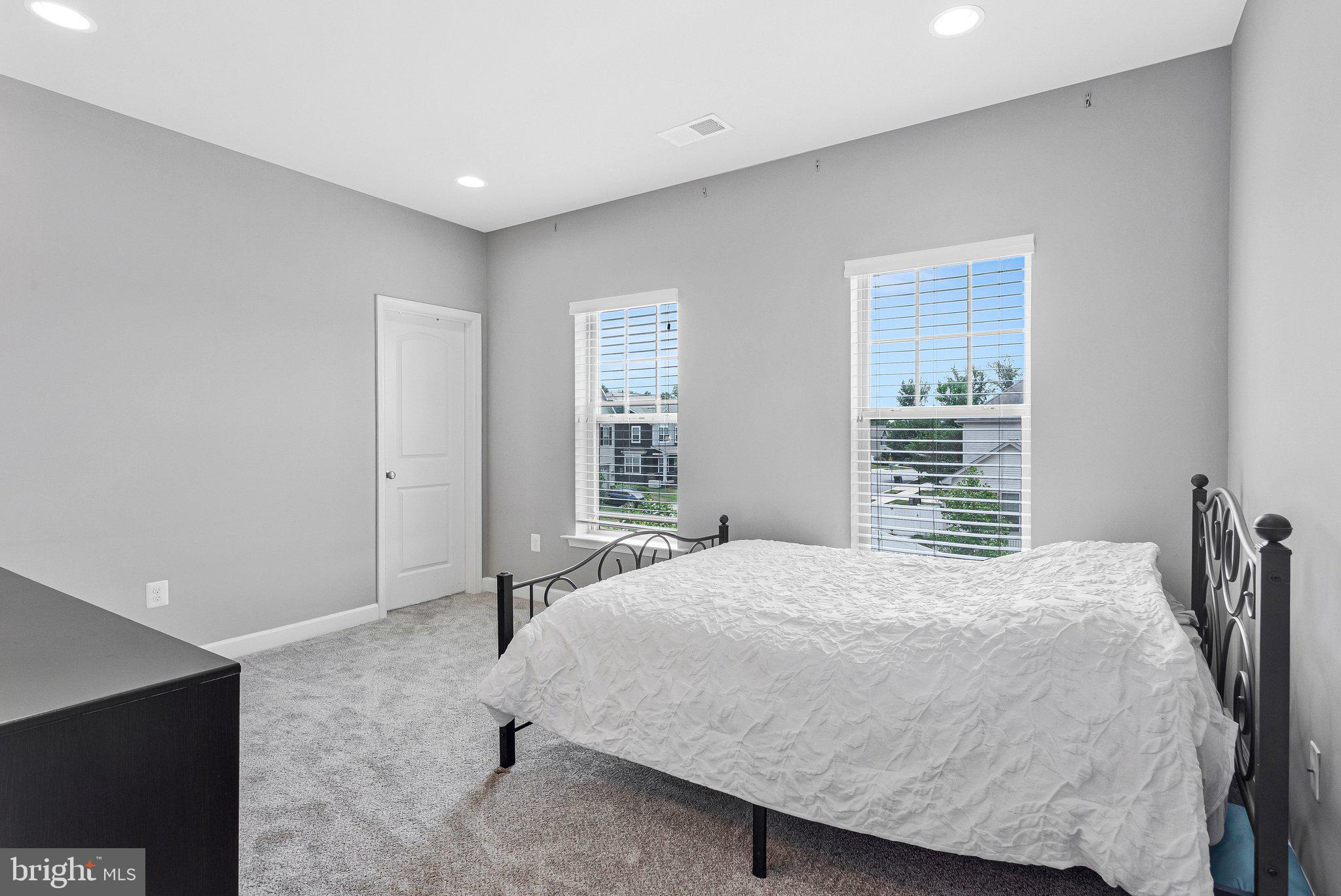 SCOTLAND HEIGHTS - Residential