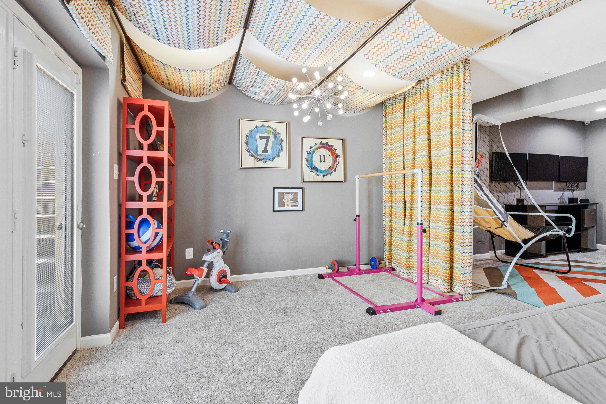 SCOTLAND HEIGHTS - Residential