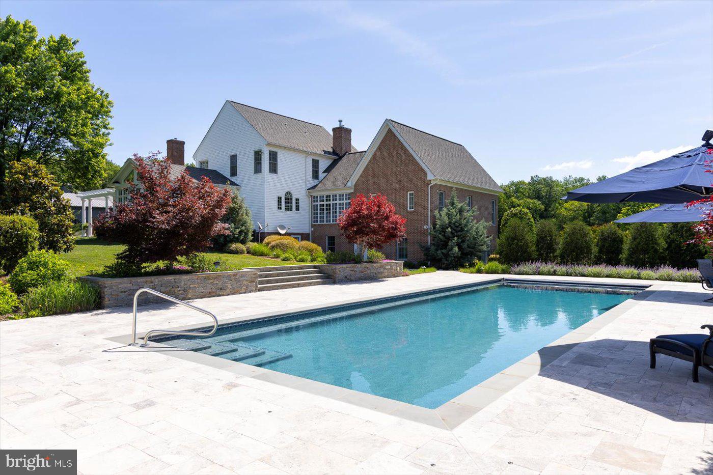 SEVEN SPRINGS FARM - Farm