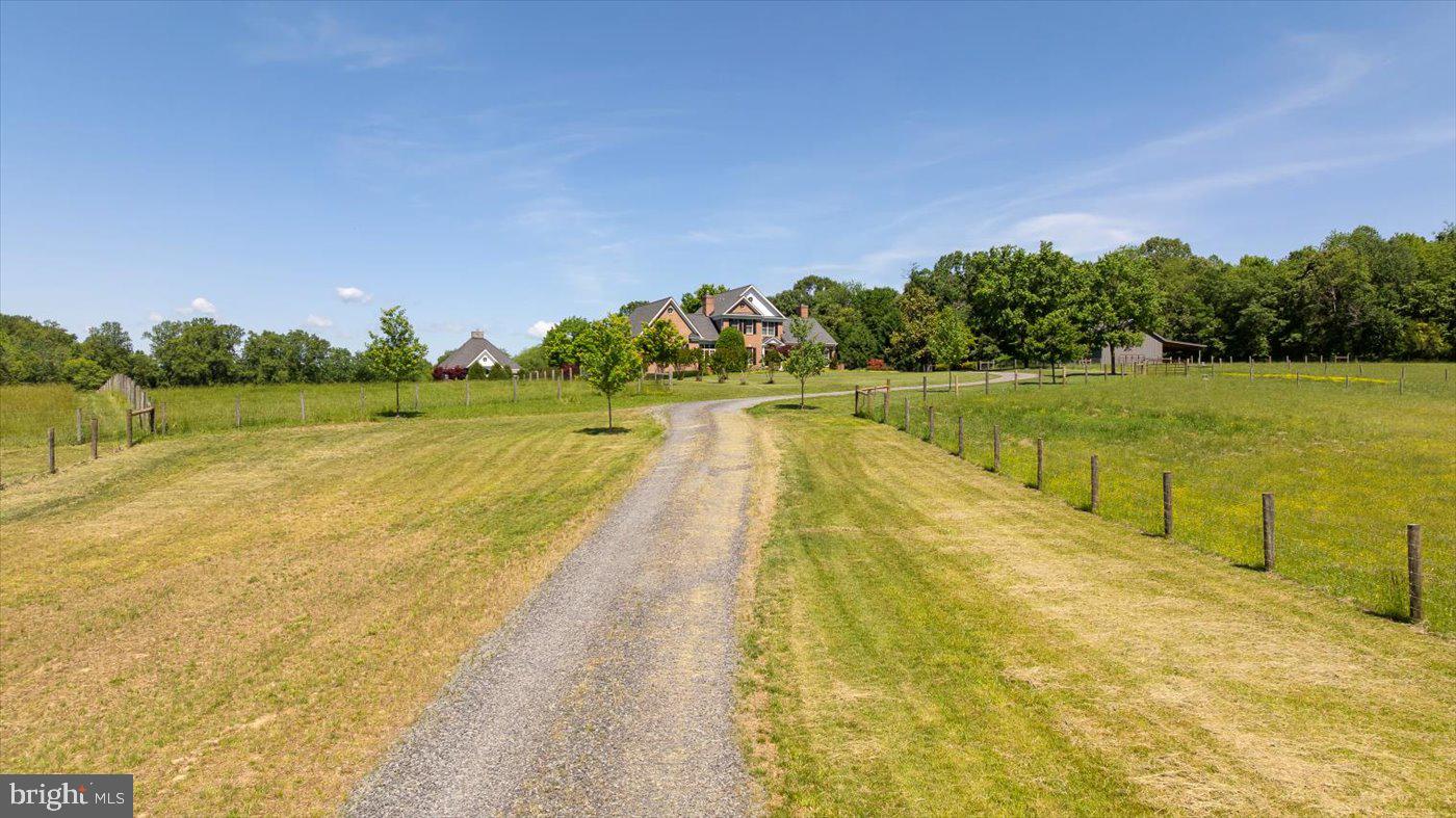 SEVEN SPRINGS FARM - Farm