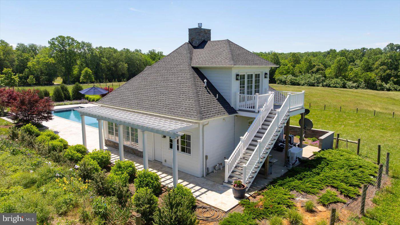 SEVEN SPRINGS FARM - Farm