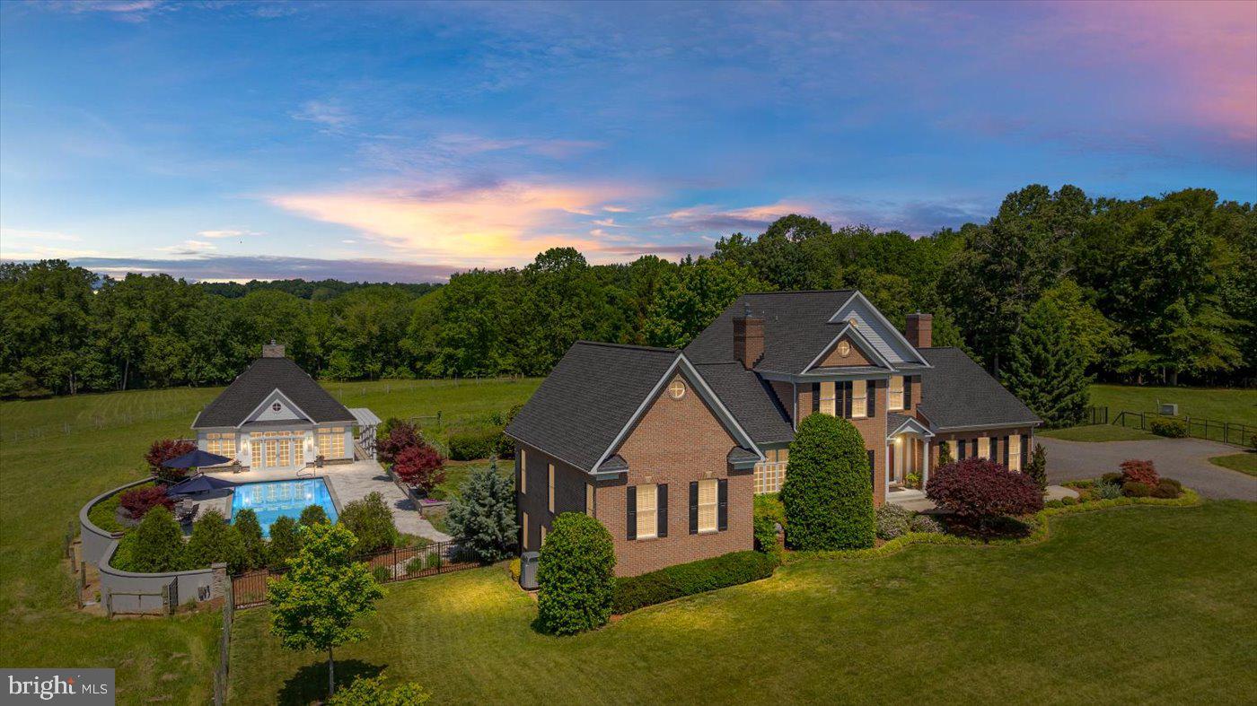 SEVEN SPRINGS FARM - Farm
