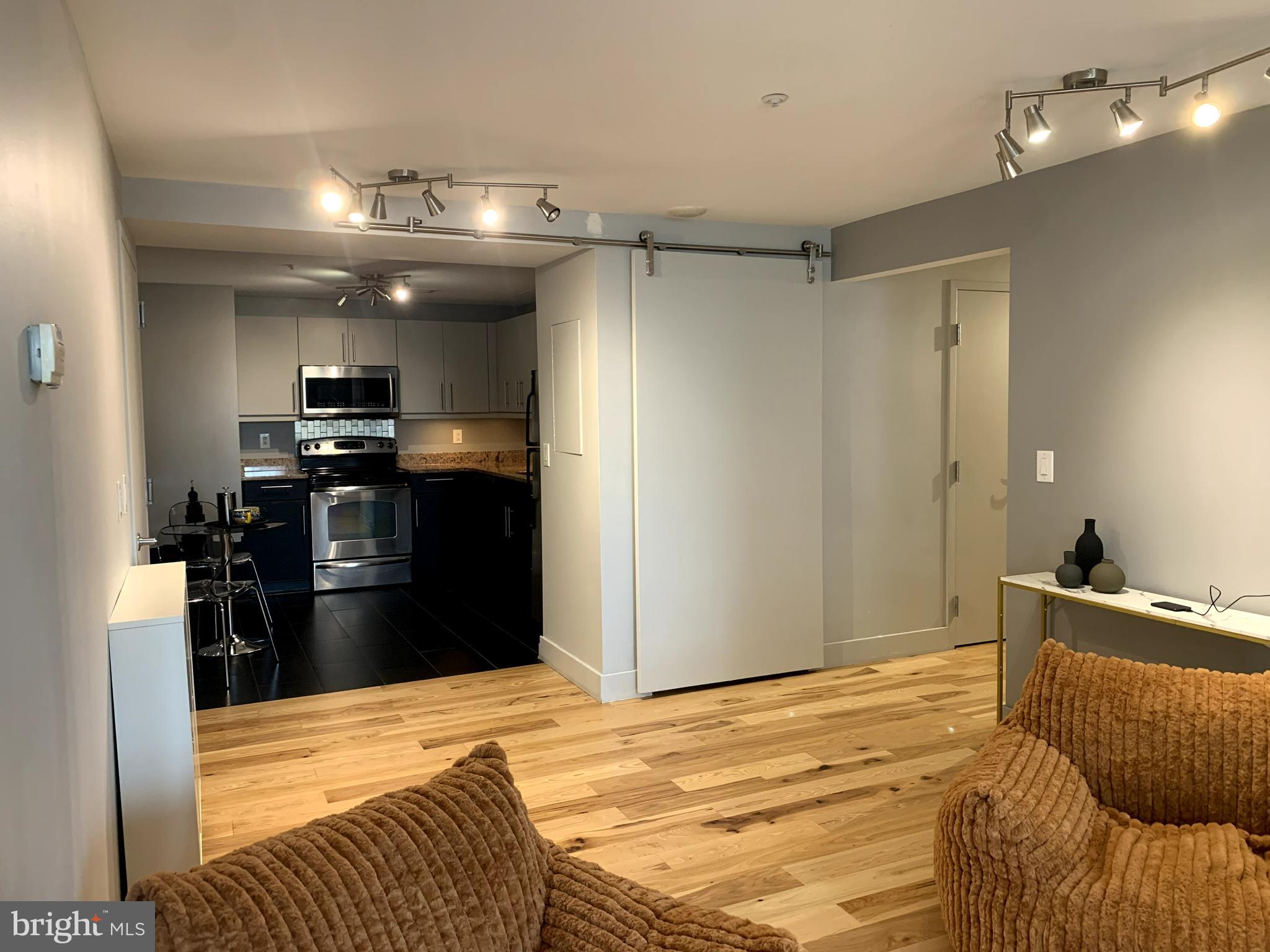 RITTENHOUSE SQUARE - Residential