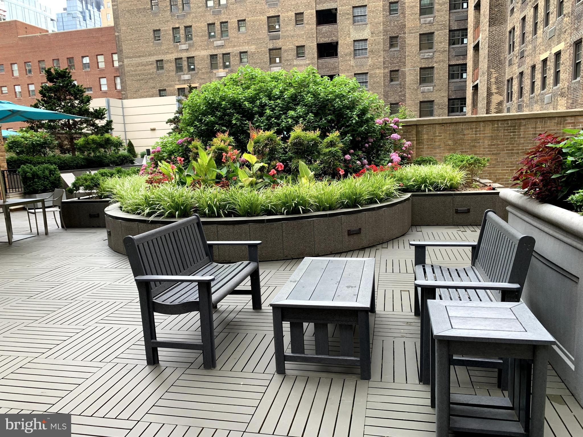 RITTENHOUSE SQUARE - Residential