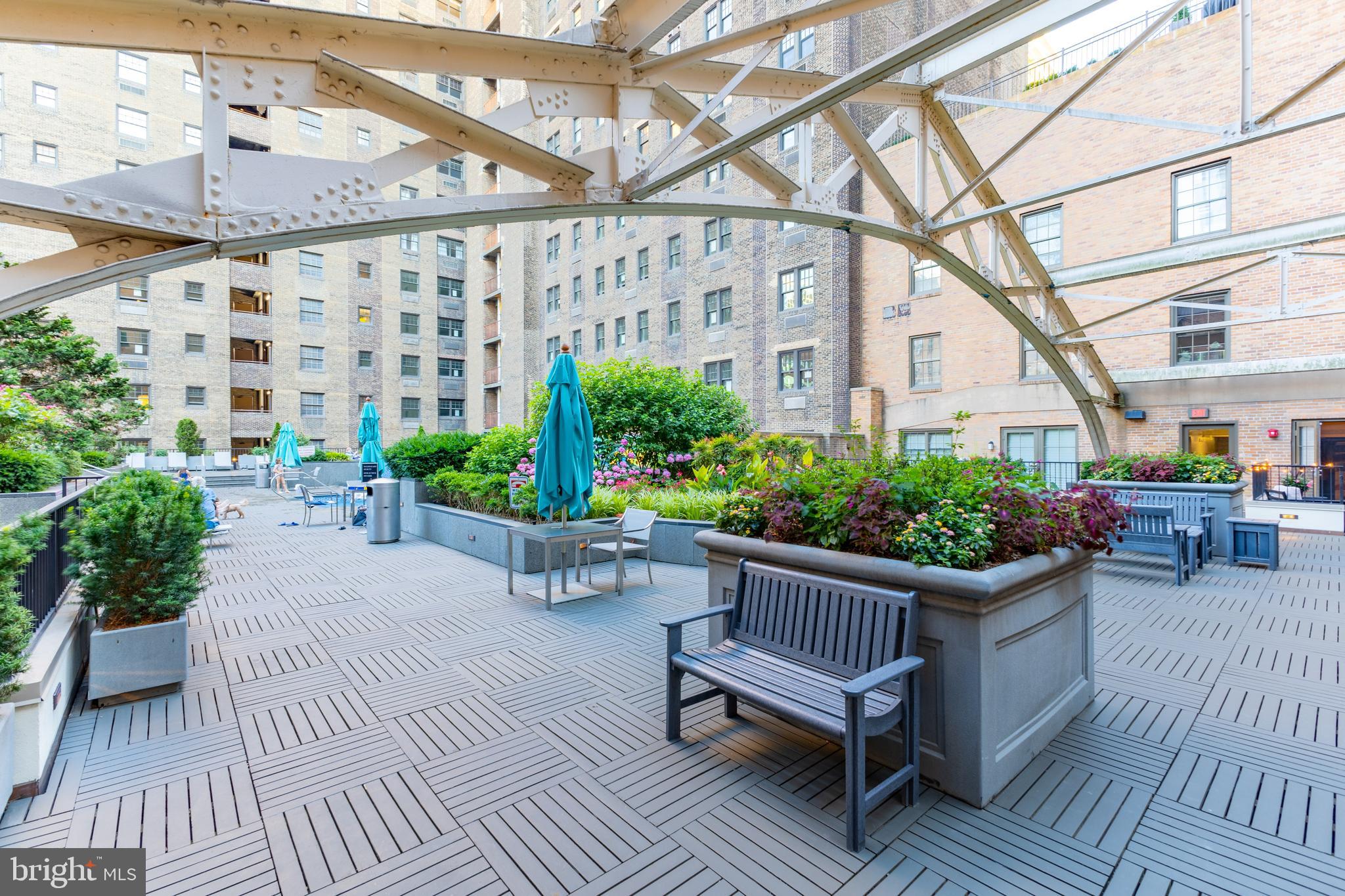 RITTENHOUSE SQUARE - Residential