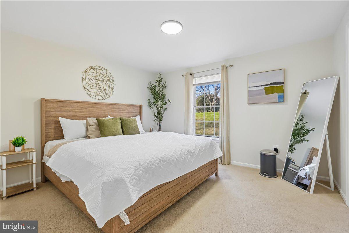 CHURCHILL TOWN - Residential