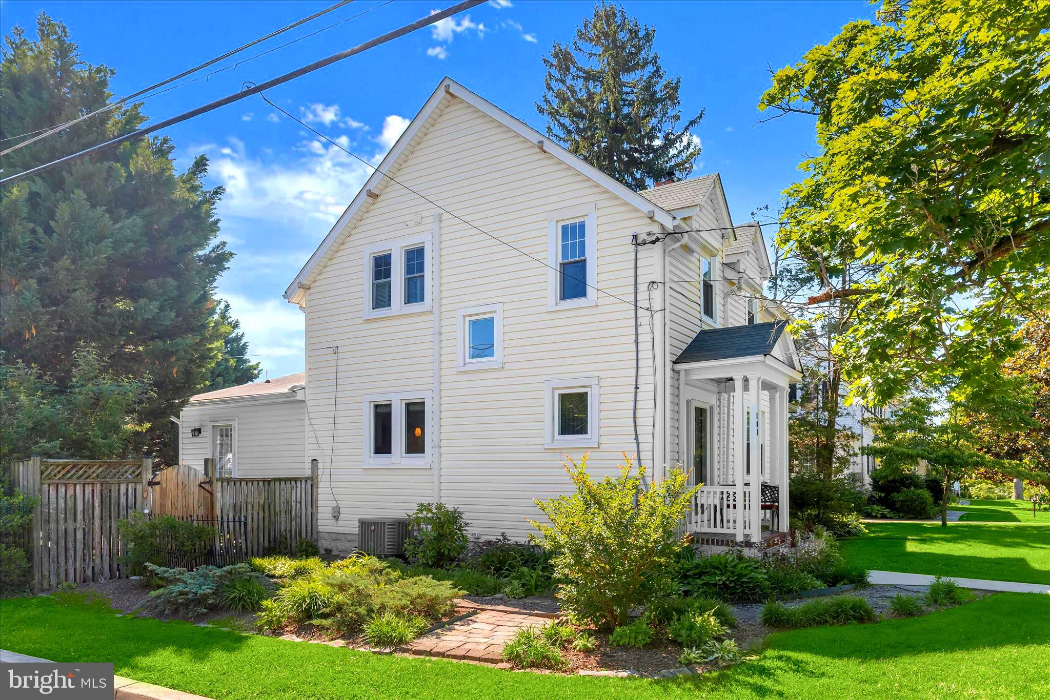SUMMIT PARK - Residential