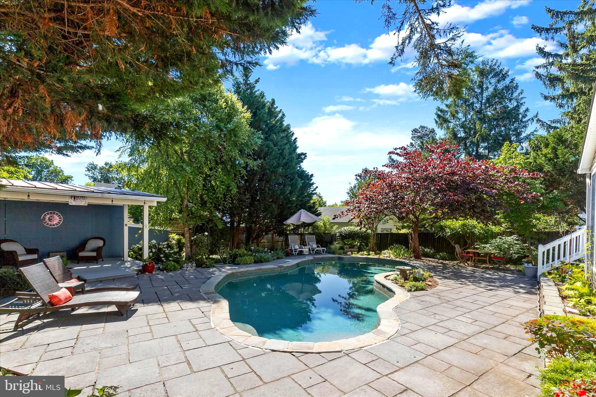 SUMMIT PARK - Residential