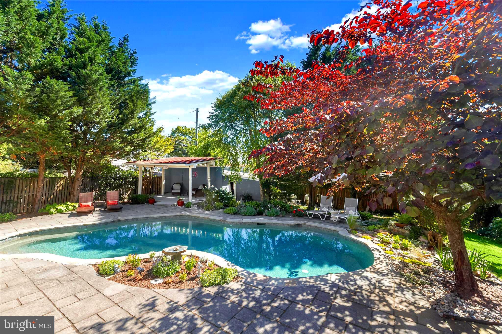 SUMMIT PARK - Residential