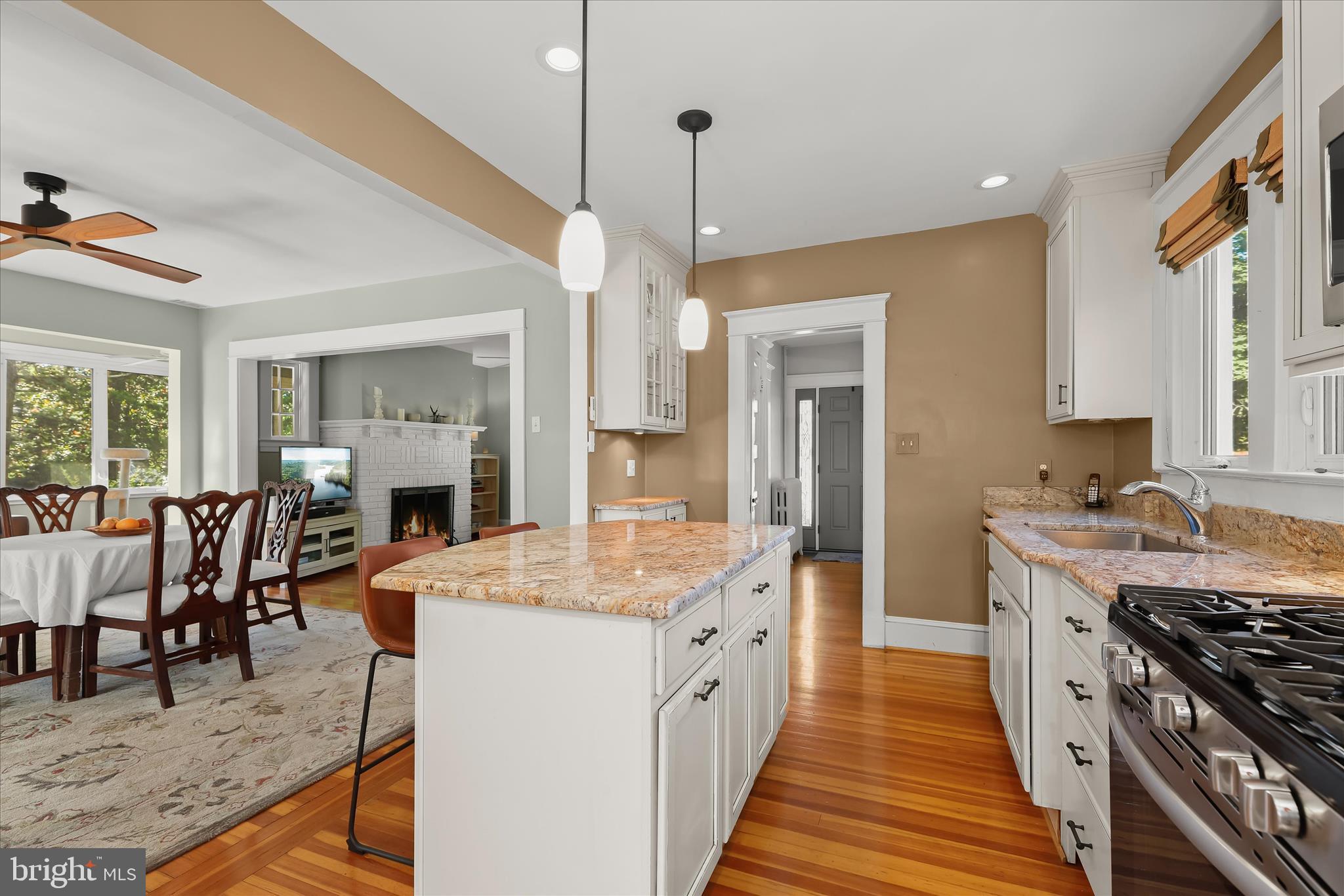 SUMMIT PARK - Residential