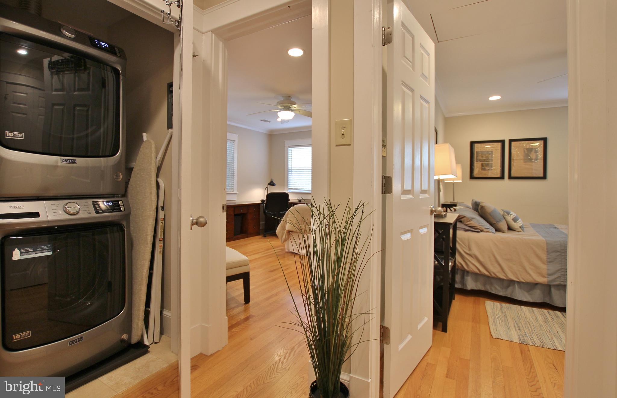 BROYHILL FOREST - Residential